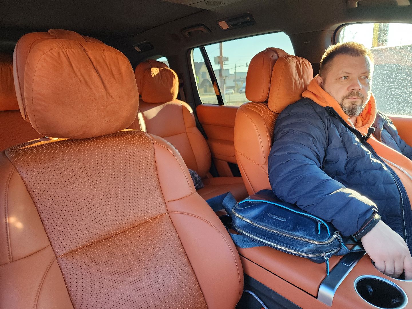 Чехов, электрический автомобиль, электрокар, электромобиль, преимущества, плюсы, техническое обслуживание, зарядка, подзарядка, эксплуатация, технические характеристики,