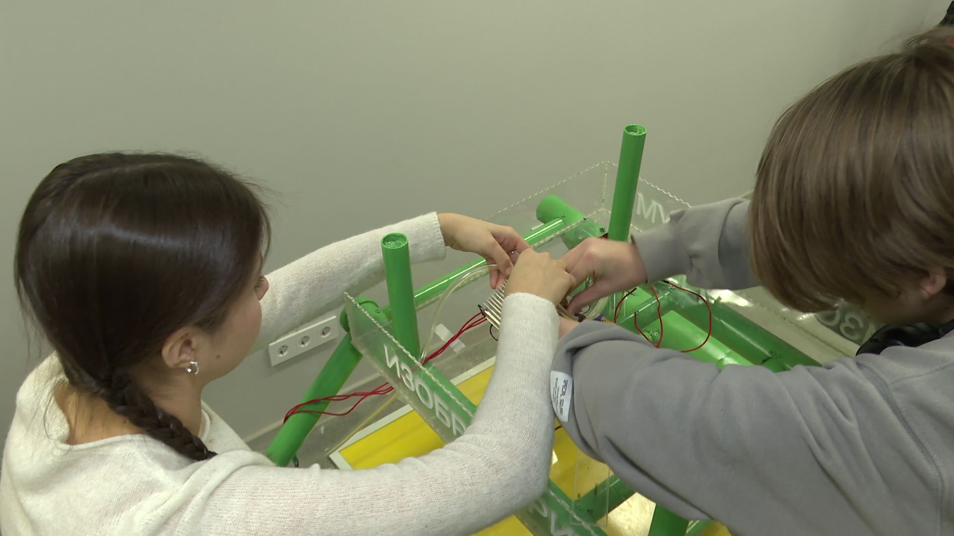 Реутов, вертикалки, образование, избретариум, технопарк, изобретения, бионический протез руки,наставники,