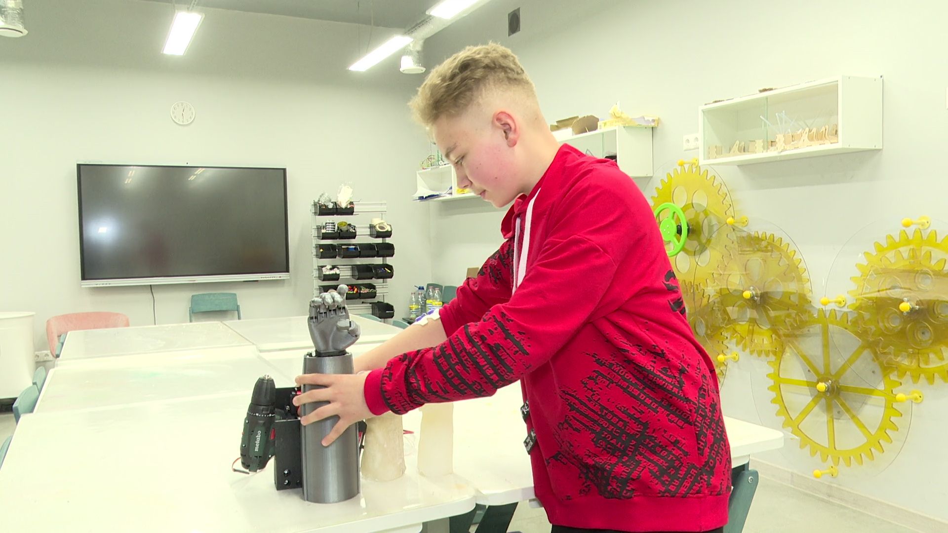 Реутов, вертикалки, образование, избретариум, технопарк, изобретения, бионический протез руки,наставники,