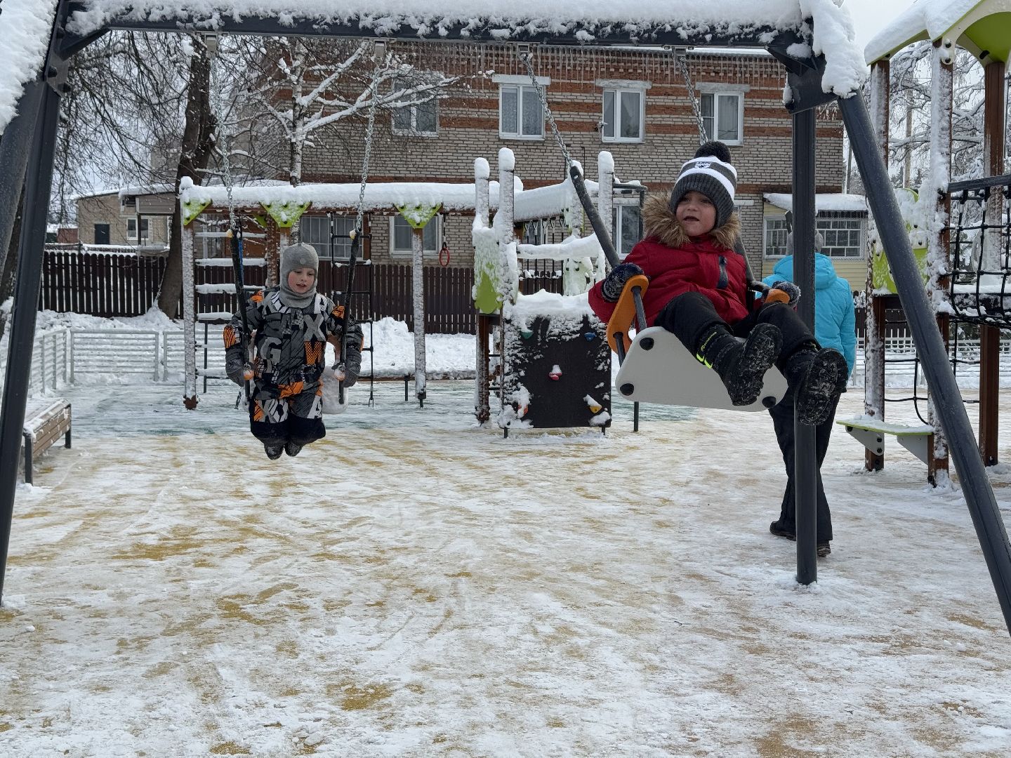 шаховская, детская площадка, новая детская площадка, вертикалки,