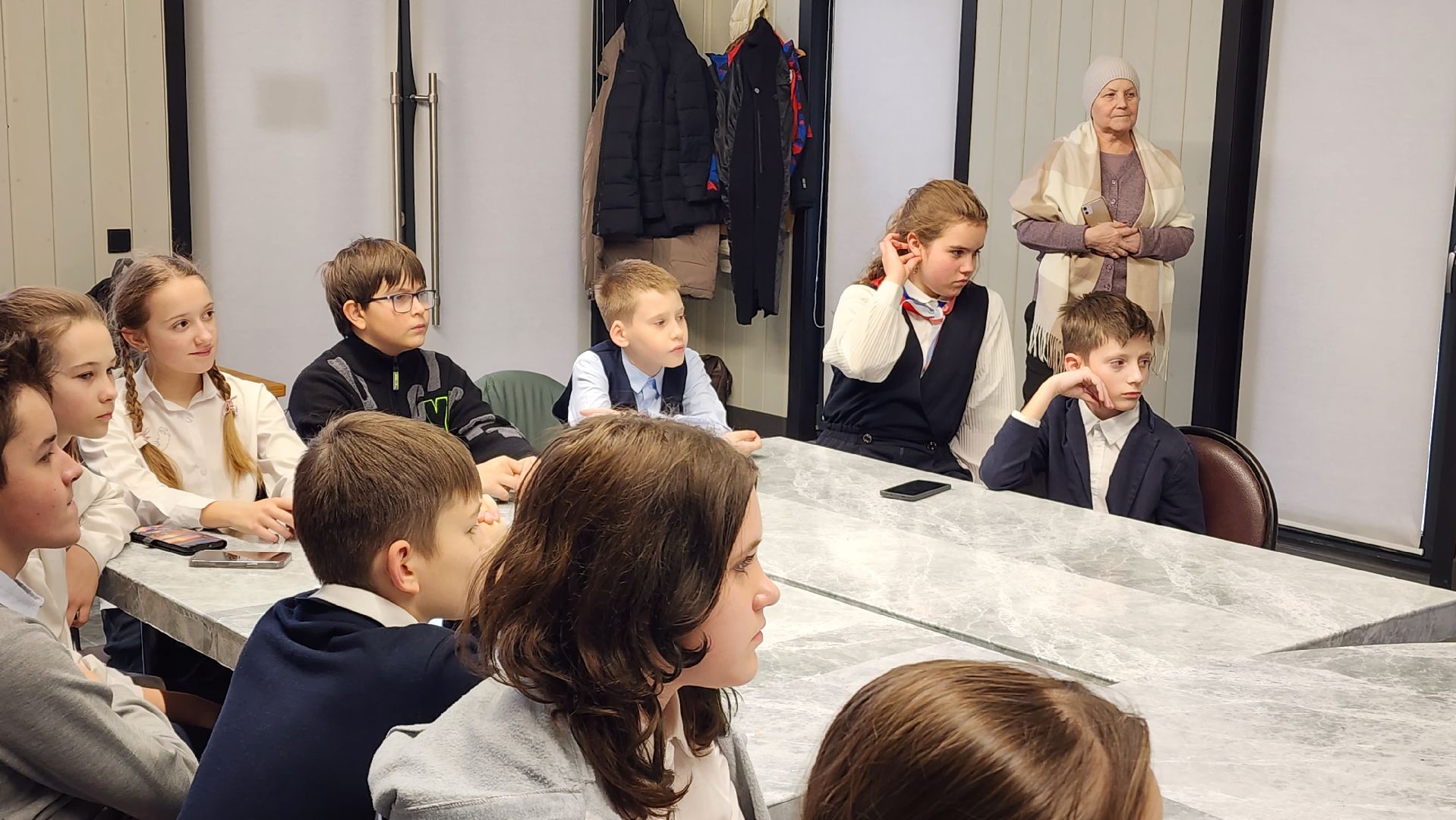 Подкормка птиц, кормушки, Зима, Лобня, вертикалки,