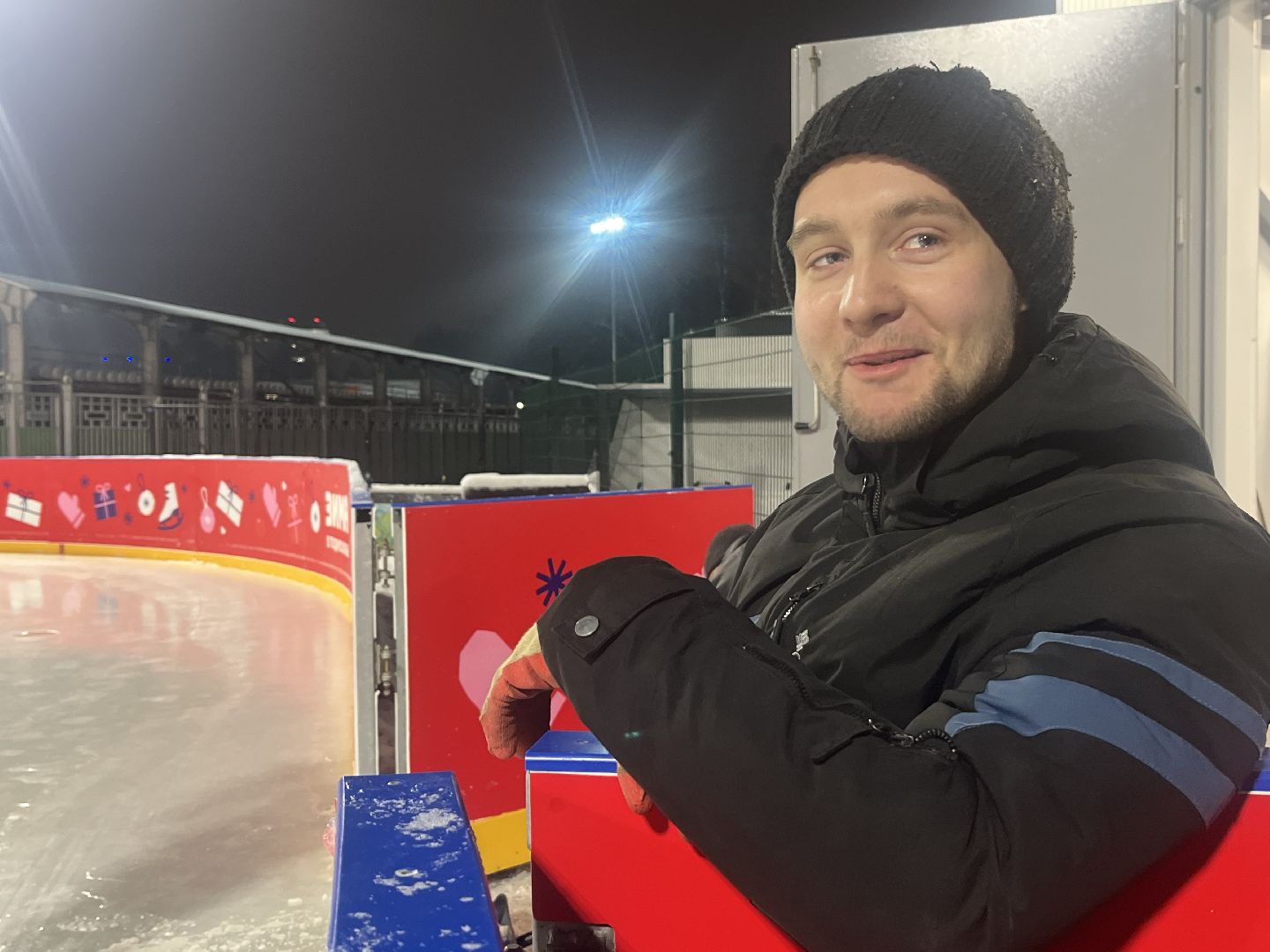 вертикальное видео, наро-фоминск, наро-фоминский городской округ, центральный парк наро-фоминска, каток в парке,«Зима в Подмосковье»,вертикалка