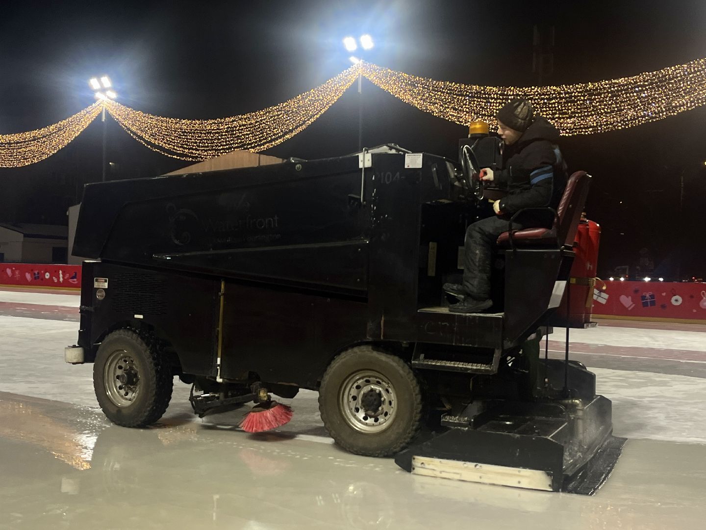 вертикальное видео, наро-фоминск, наро-фоминский городской округ, центральный парк наро-фоминска, каток в парке,«Зима в Подмосковье»,вертикалка