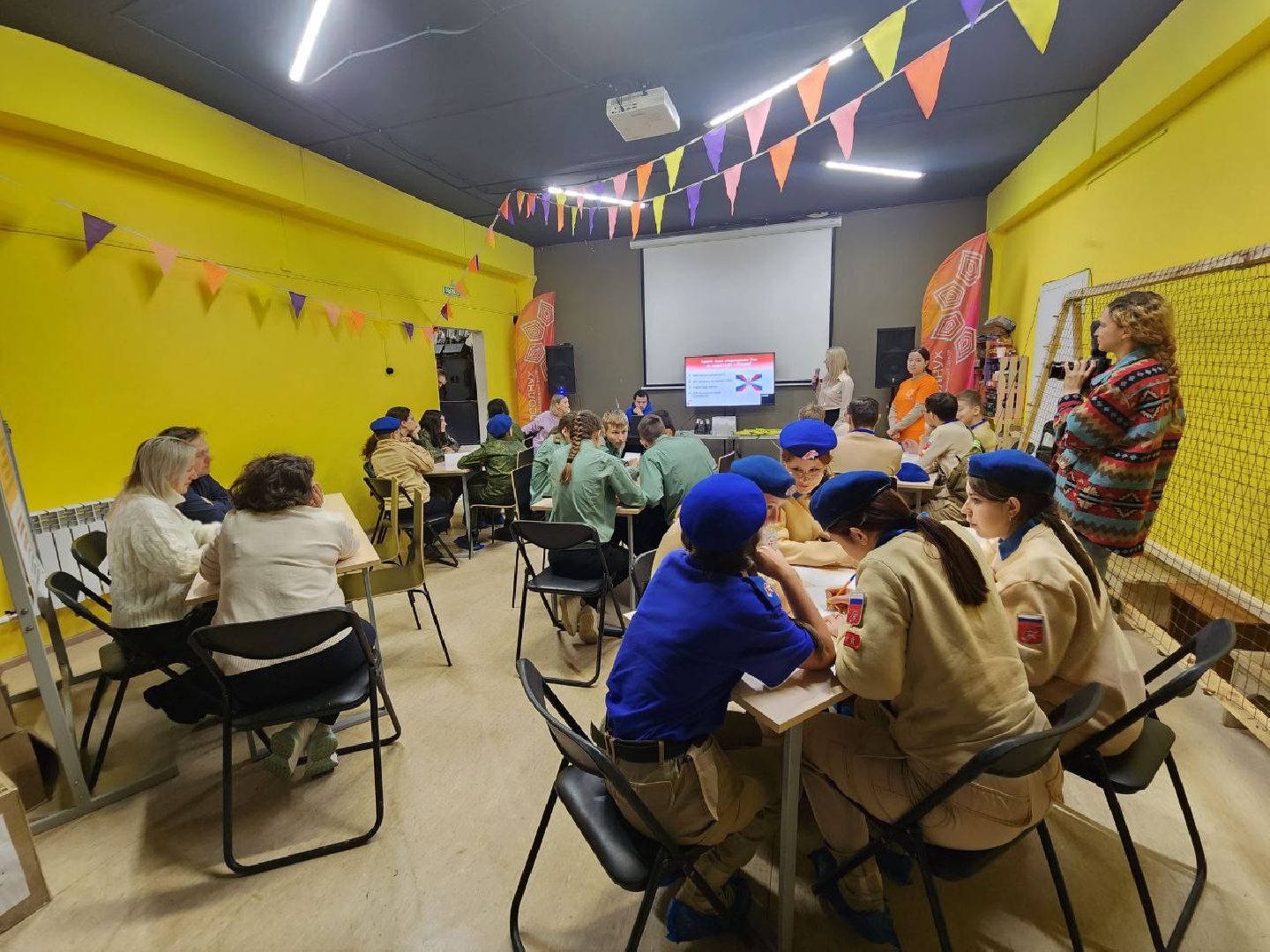 Солнечногорск, Квиз, Дети, Молодежный центр, Волонтеры, вертикалки,