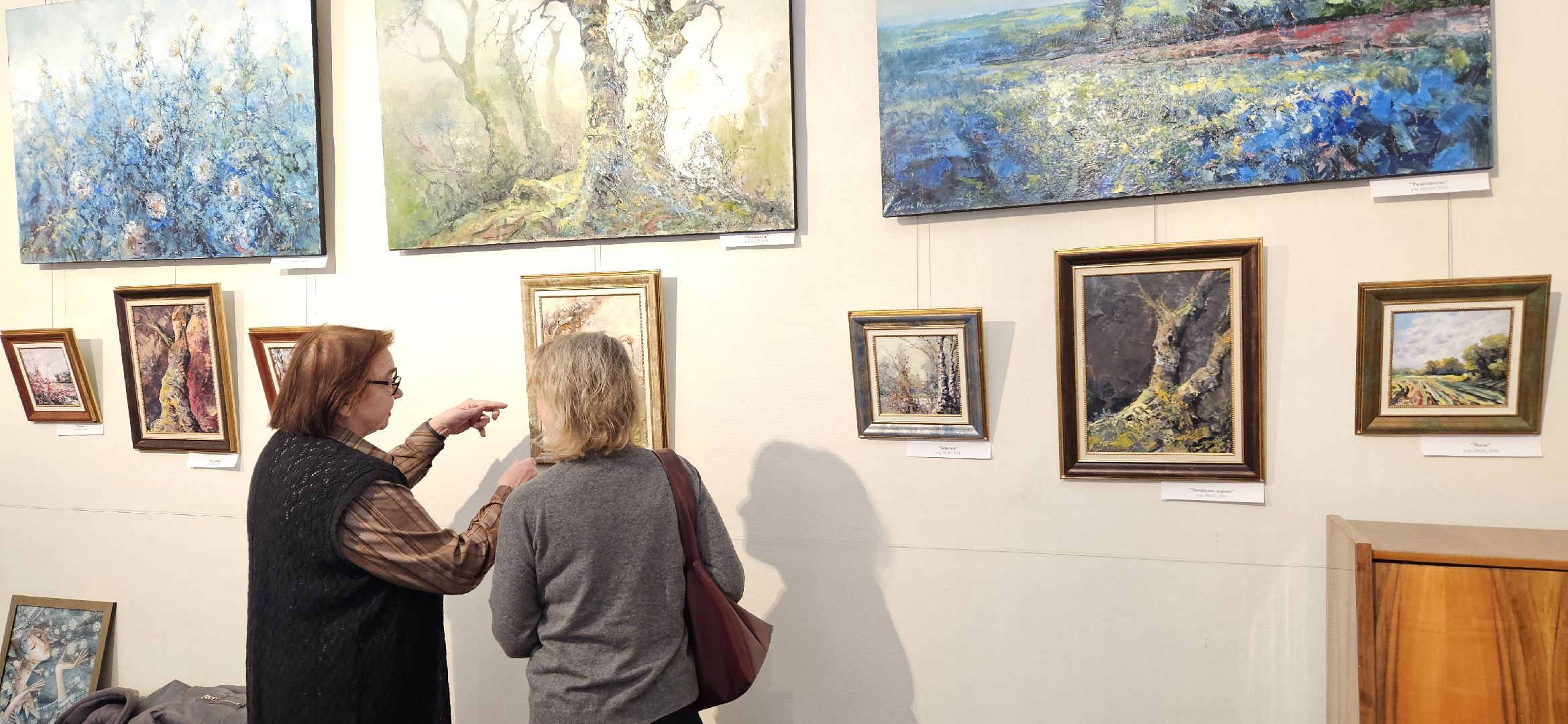 Творчество, художественная выставка, художник,