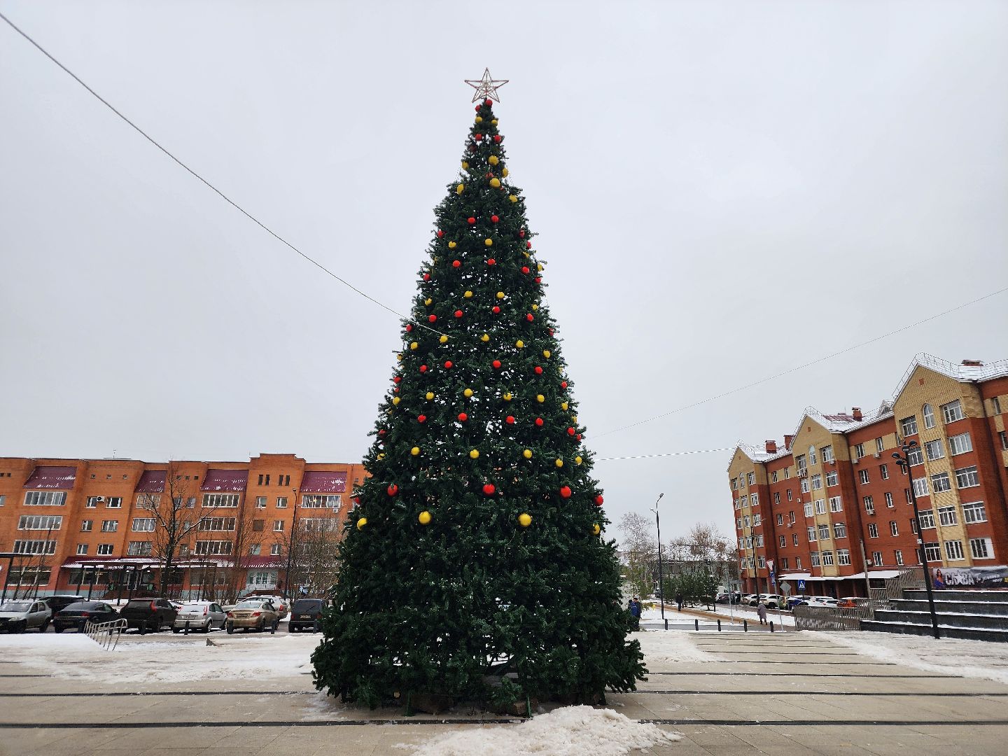 фрязино, зима в подмомсковье, ёлка, украшение города, новый год, вертикалки,