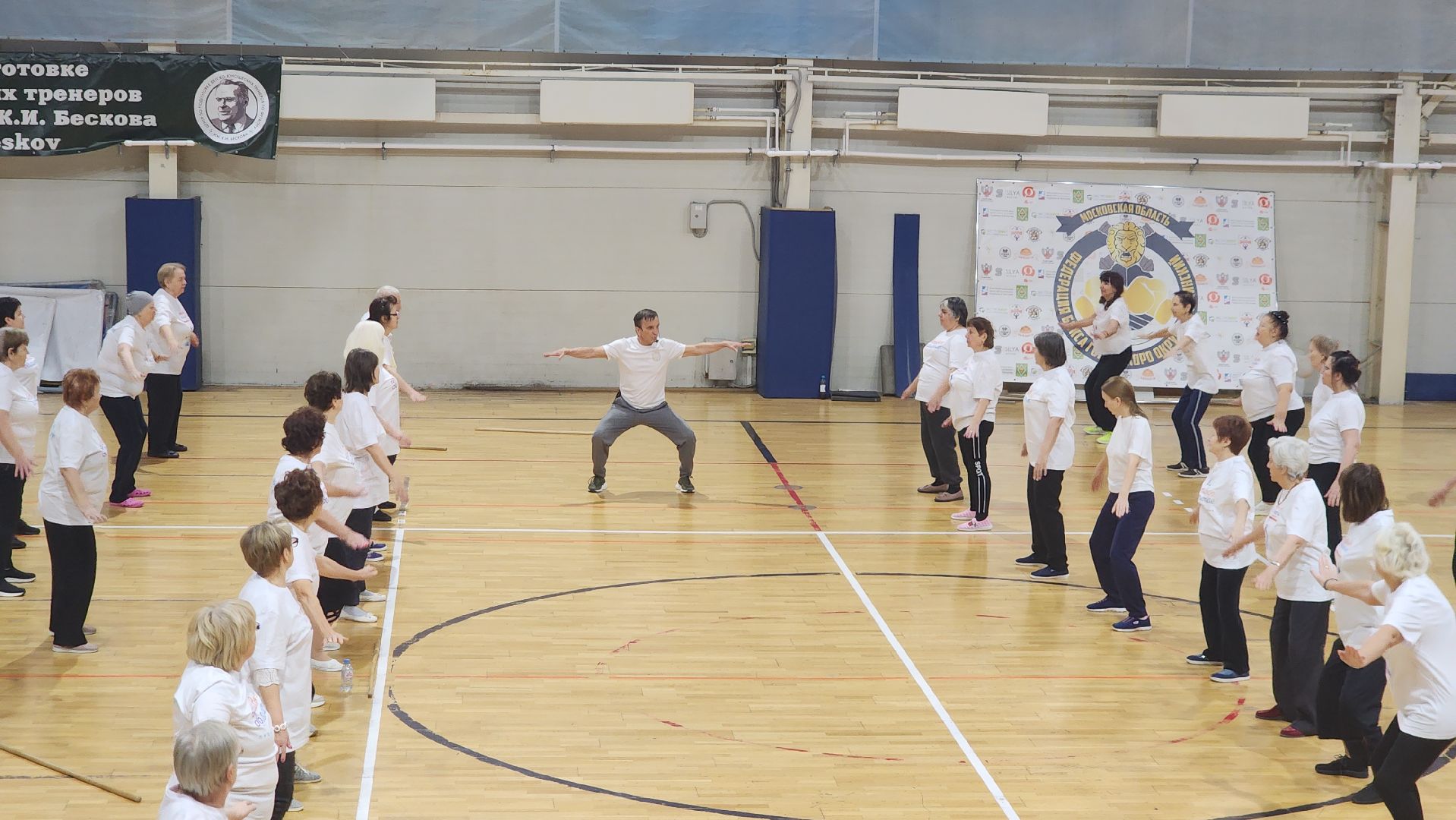 вертикалки, пушкино, дворец спорта, зарядка долголетов, тренер-преподаватель, мероприятие, здоровье, спорт - это жизнь,