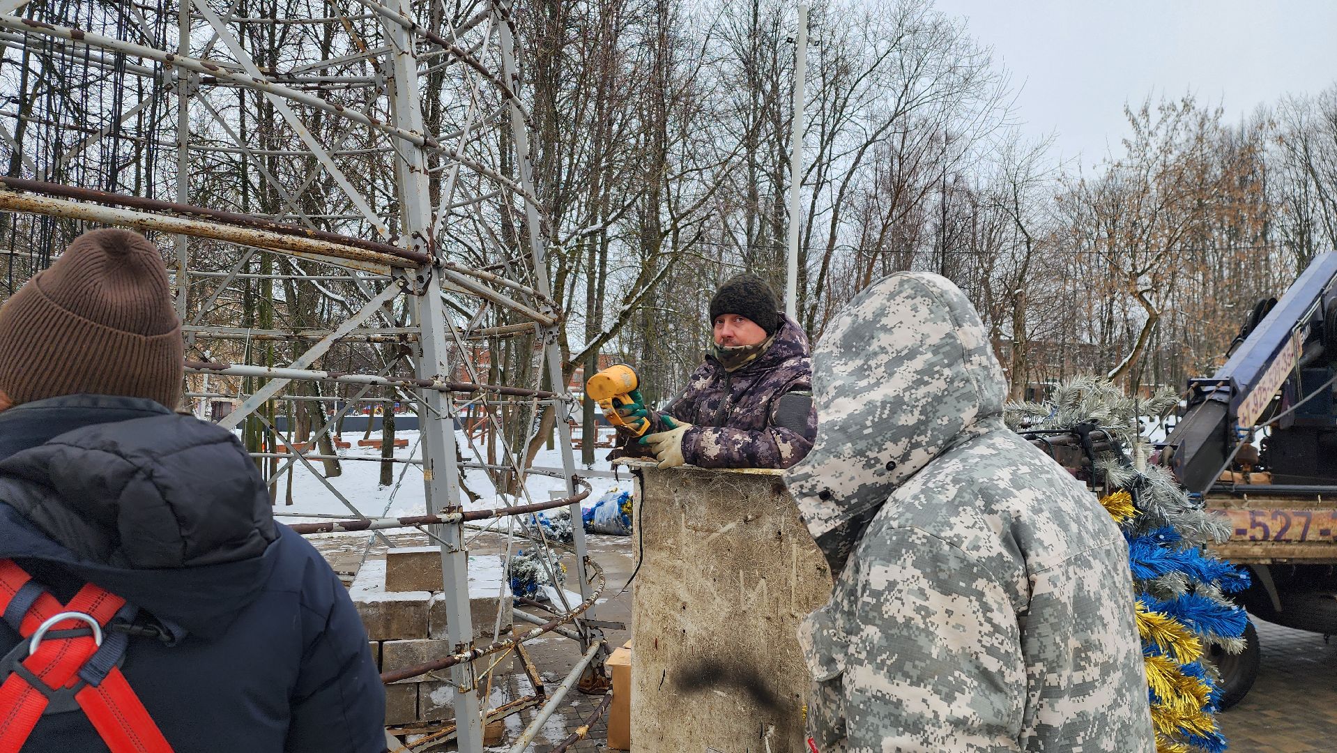 парки, новогодняя елка, истра, вертикалки,