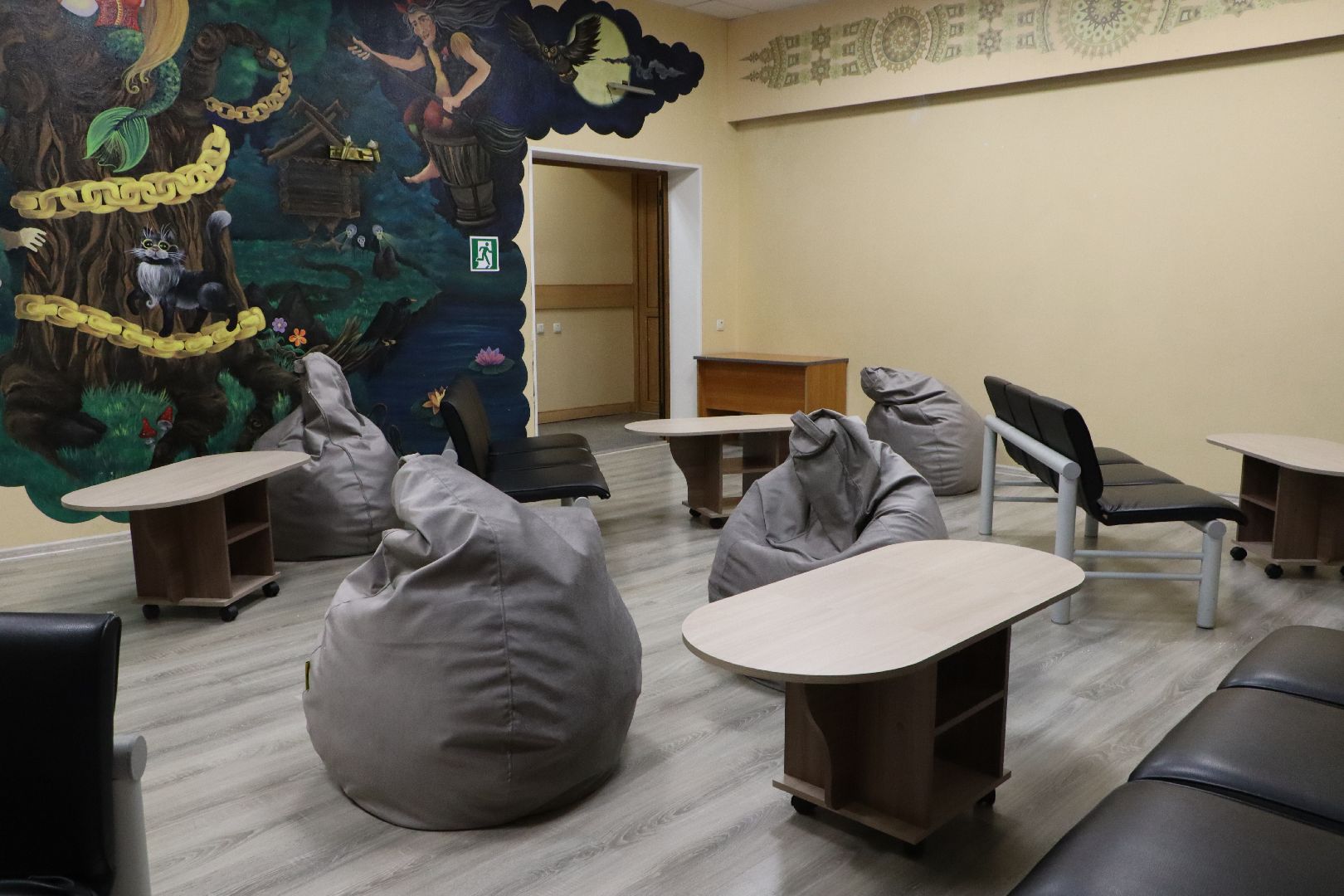 вертикалки, антиквизы, центральный дом культуры, Серебряные Пруды,