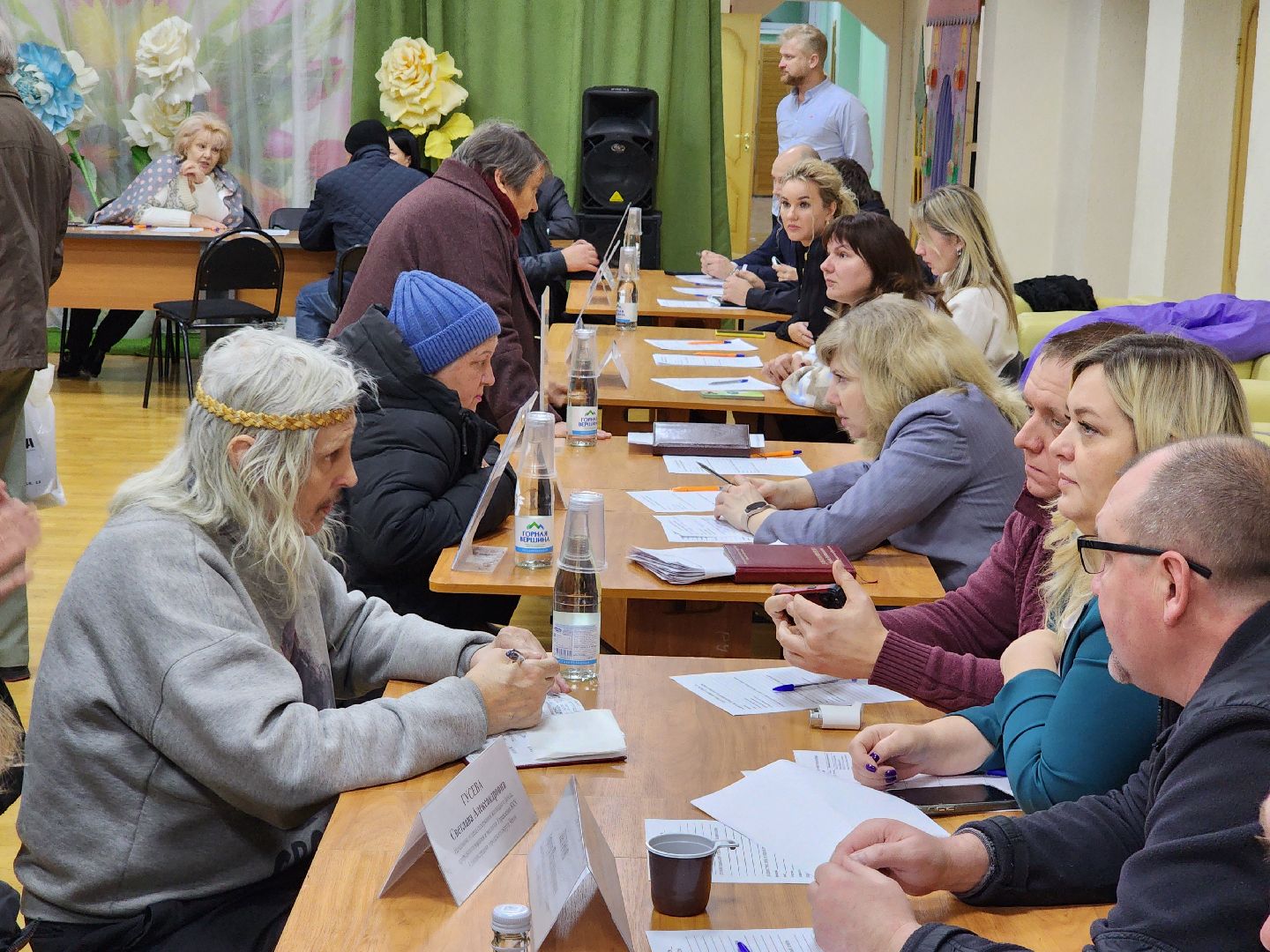 Чехов, деревня Манушкино, выездная администрация, обращения граждан, встреча с жителями, дорожный ремонт, содержание дорог, капитальный ремонт проезда, уборка, чистка снега,