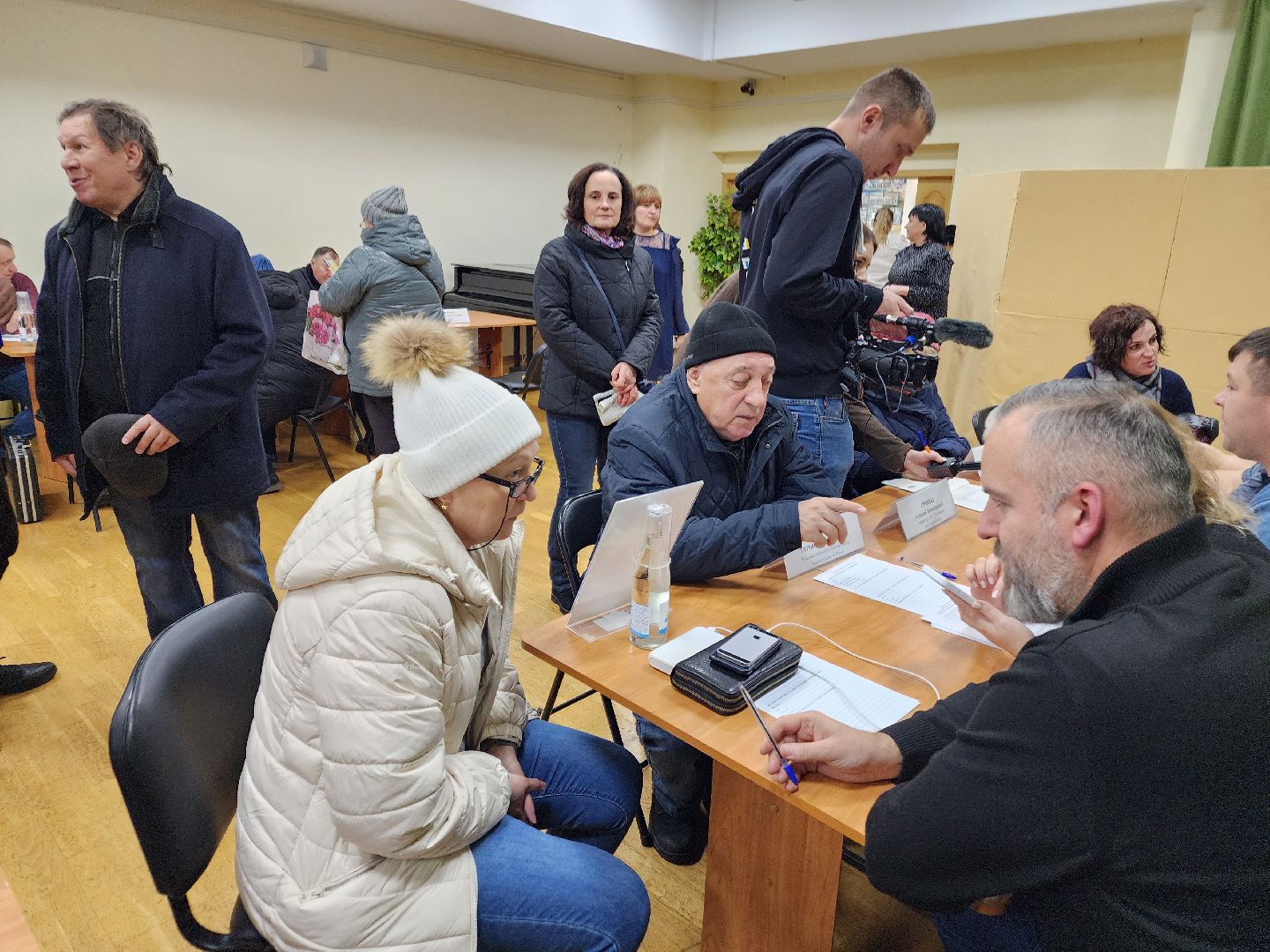 Чехов, деревня Манушкино, выездная администрация, обращения граждан, встреча с жителями, дорожный ремонт, содержание дорог, капитальный ремонт проезда, уборка, чистка снега,