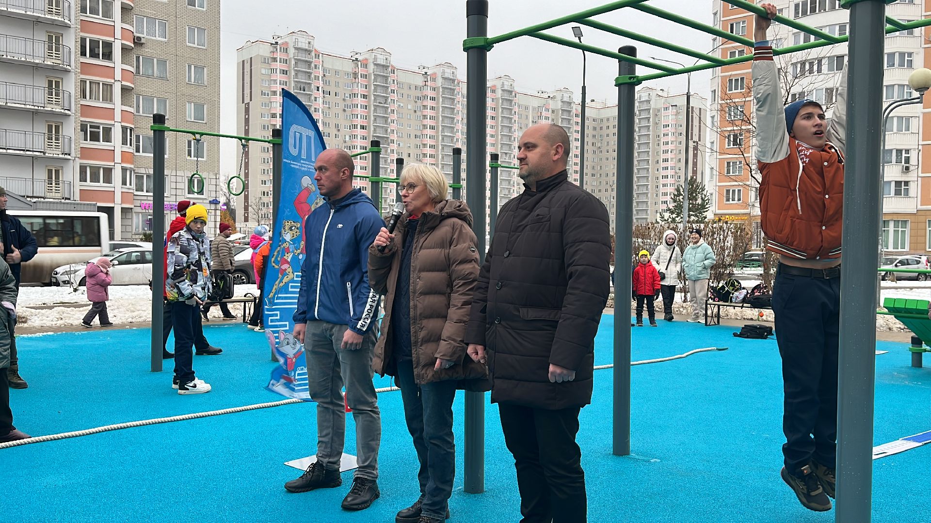 спорт, спортивная площадка, новая площадка, новая площадка для воркаута, новая спортивная площадка, воркаут зона, ворк-аут, воркаут-площадка, вертикалки,