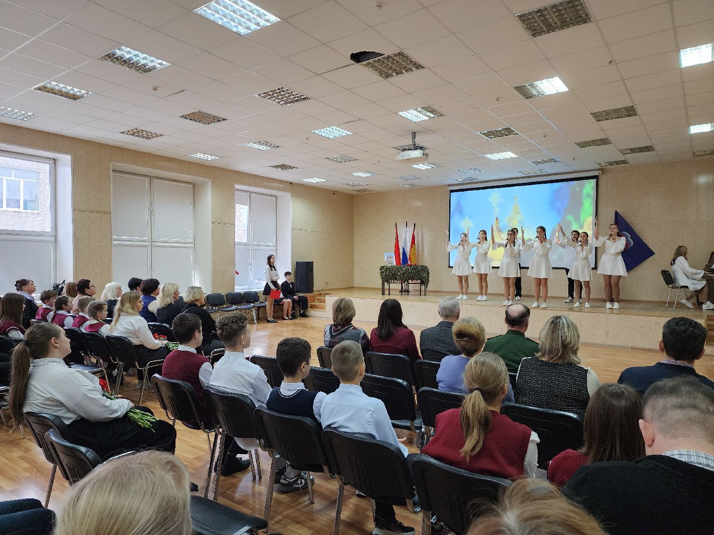 серпухов, подмосковье, парта героя, гимназия 1, память,