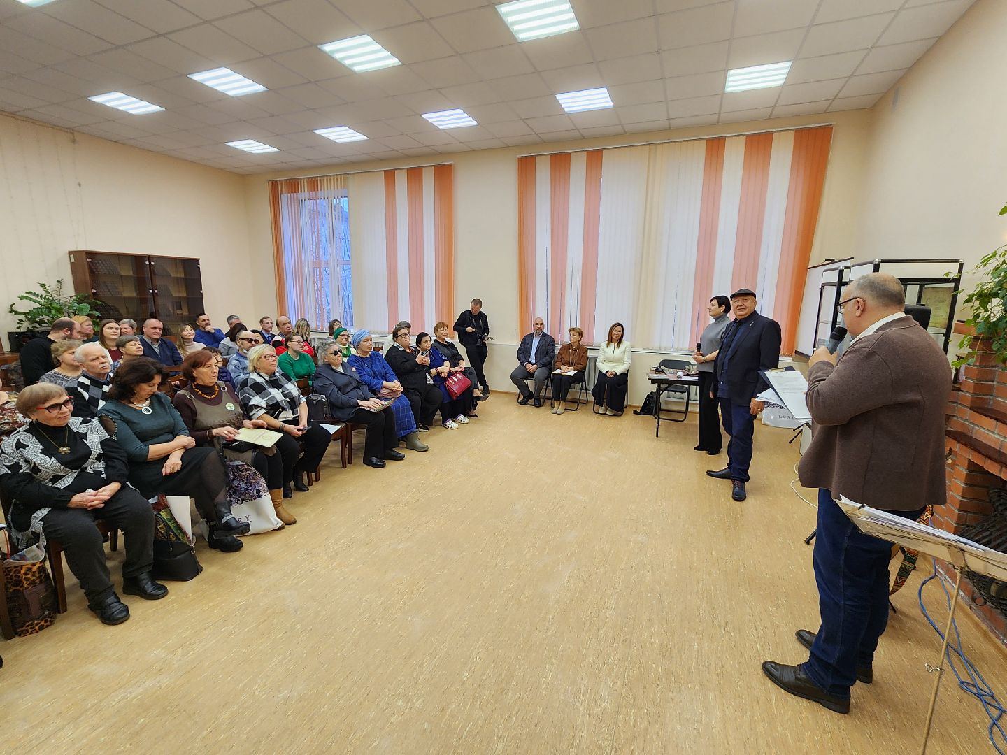 серпухов, библиотека, улица Джона Рида, литературный конкурс, виктор пеленягрэ, поэты, писатели,