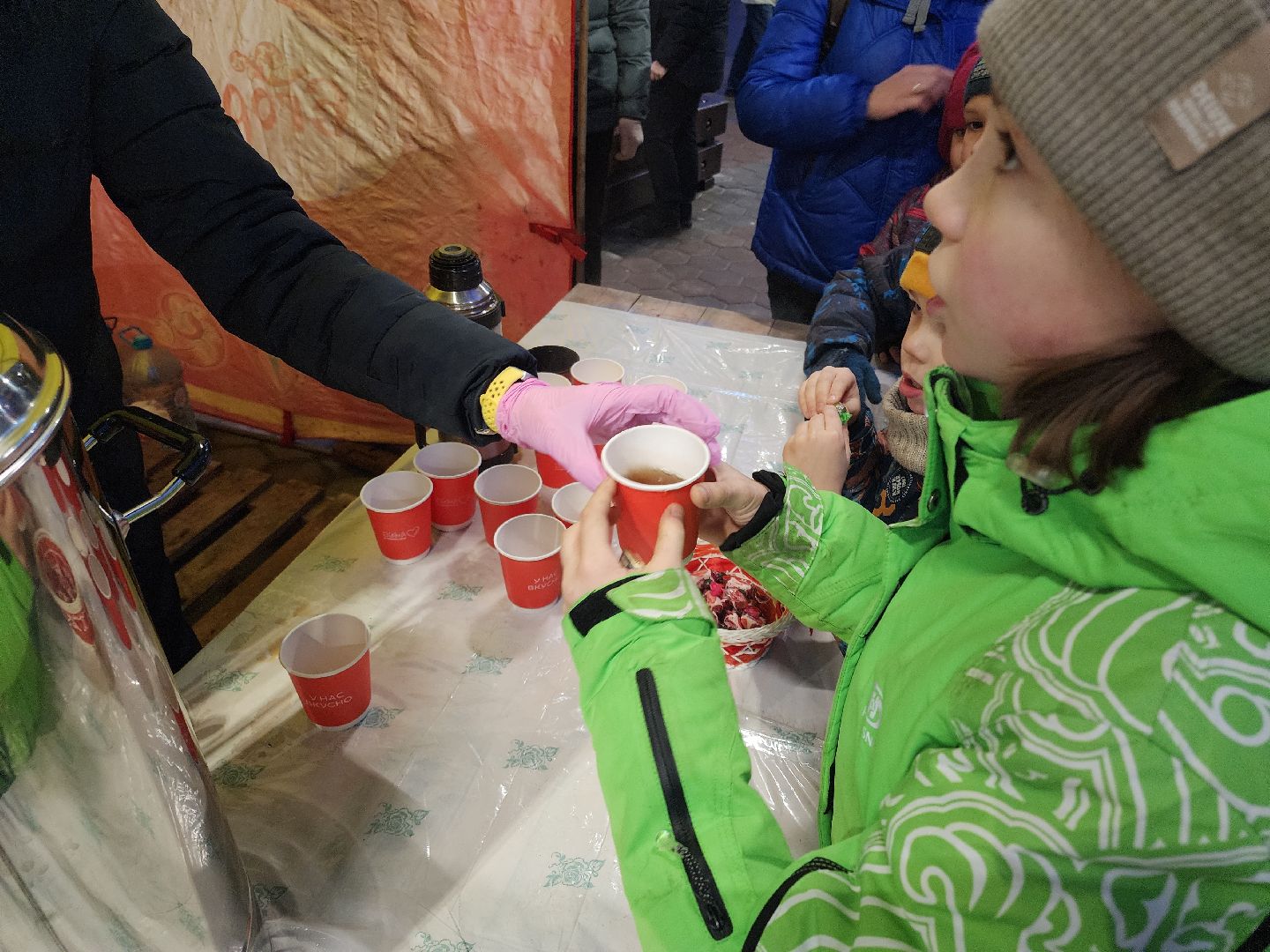 зима в подмосковье, Егорьевск, Московская область, Парк 200 лет Егорьевску», новый год, дед мороз, резиденция деда мороза, вертикалка, вертикальное видео,