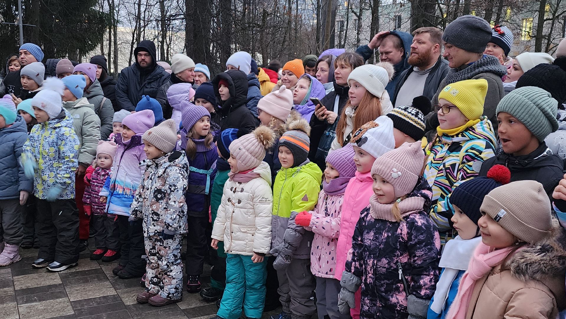 Химки, Вертикалки, зима в парках, зима в подмосковье, Уличный спектакль,