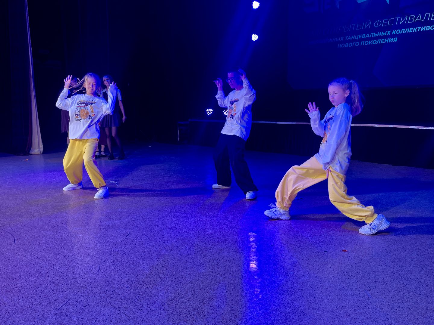 вертикальное видео, наро-фоминск, степ бай степ, Танцы,зима в подмомсковье,ЦДК Звезда,