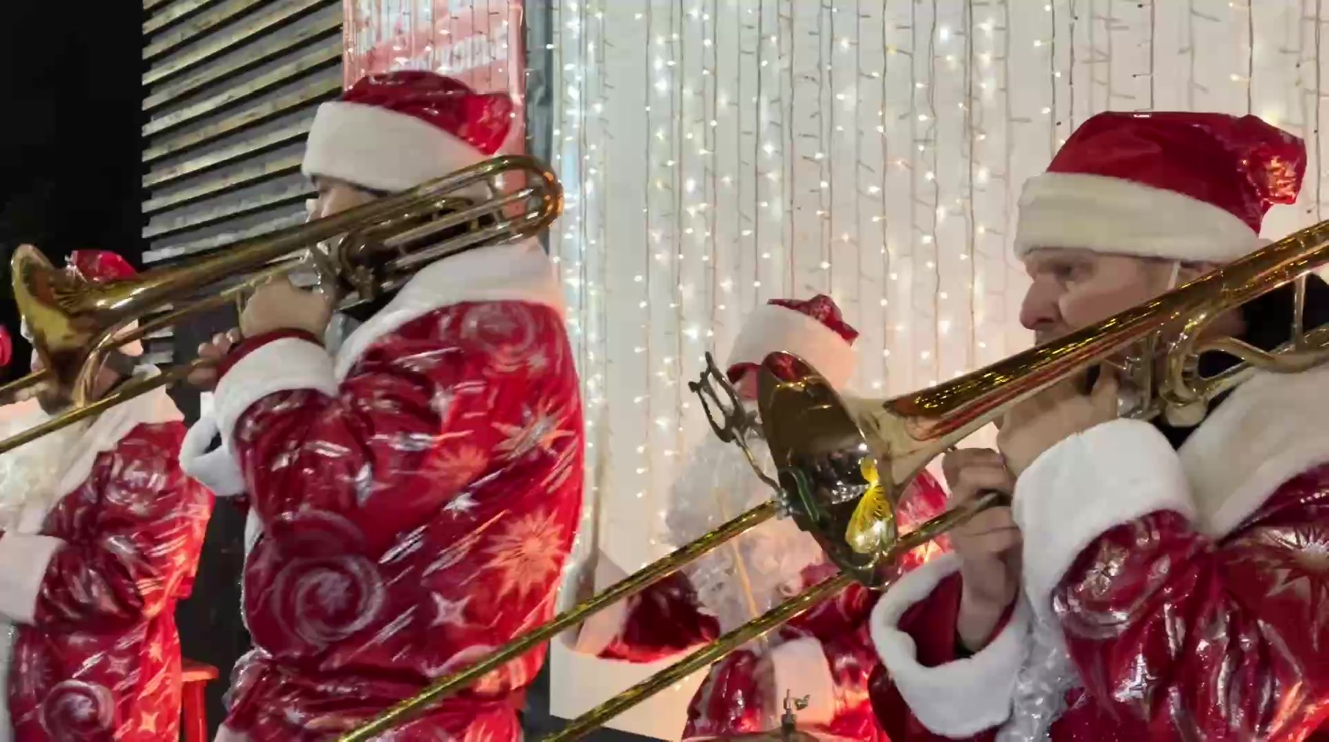 Реутов, вертикалки, оркест, Art Music Brass Band, шоу-оркестр, зима в парках, зима в подмомсковье, новогодние песни,