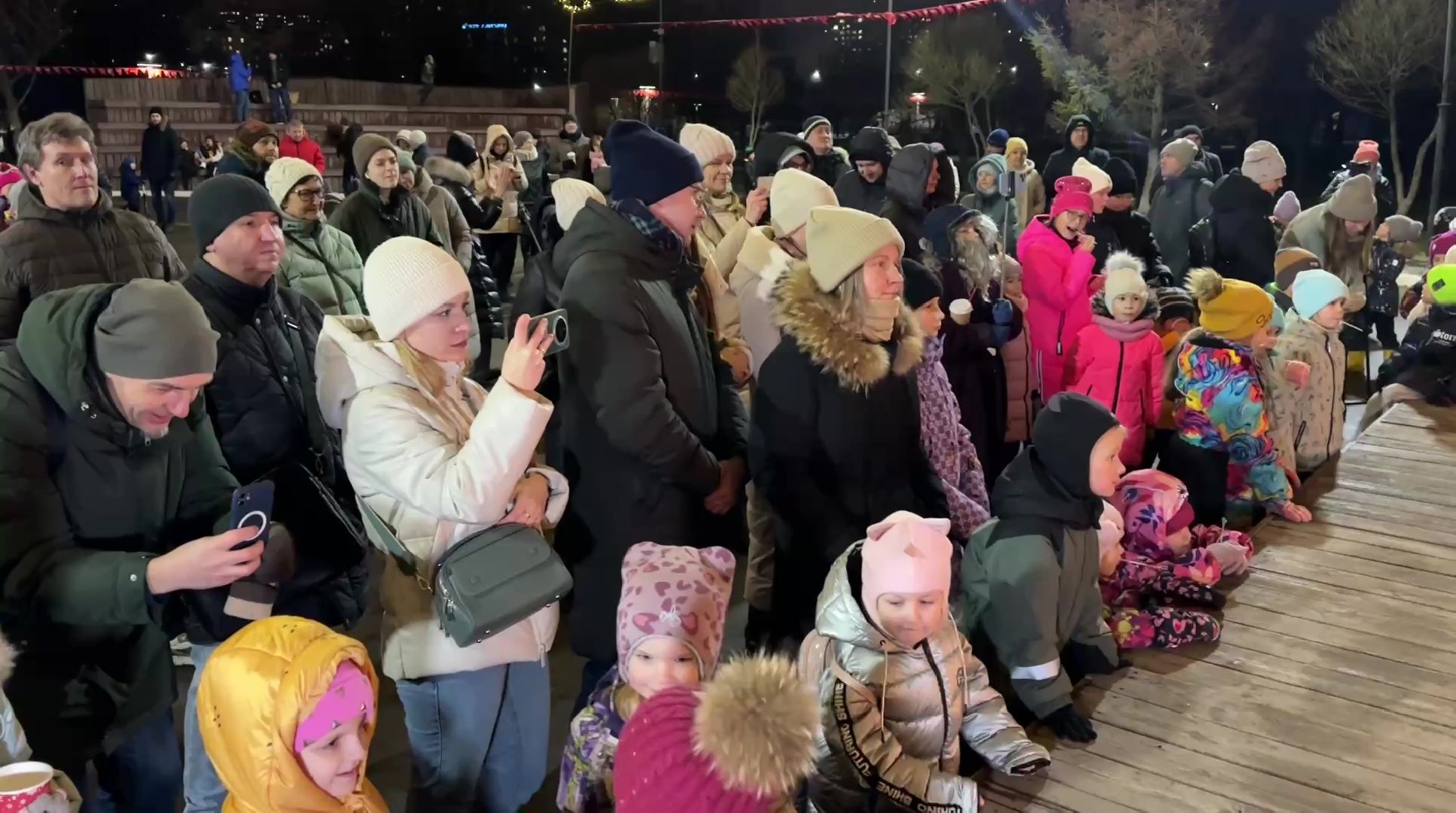 Реутов, вертикалки, оркест, Art Music Brass Band, шоу-оркестр, зима в парках, зима в подмомсковье, новогодние песни,