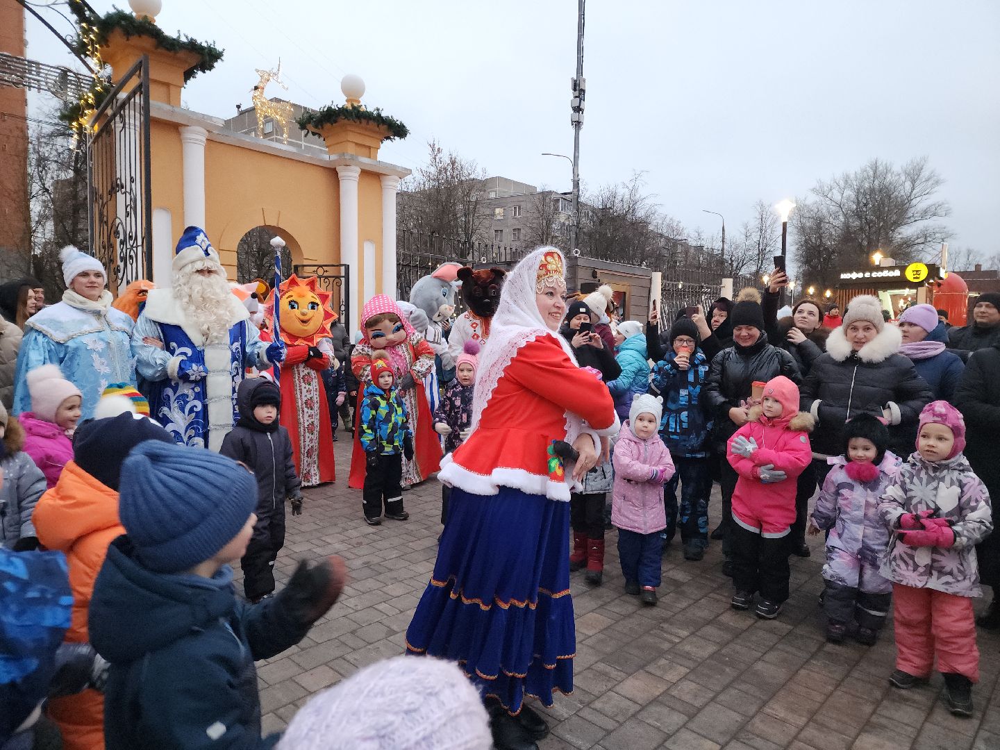 подольск, парк талалихина, зима в подмосковье, парад сказочных героев, вертикалки,