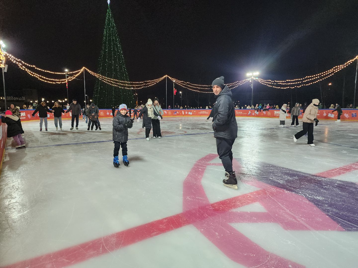 зима в подмосковье, Московская область, Егорьевск, Подмосковье, Каток, каток в парке,