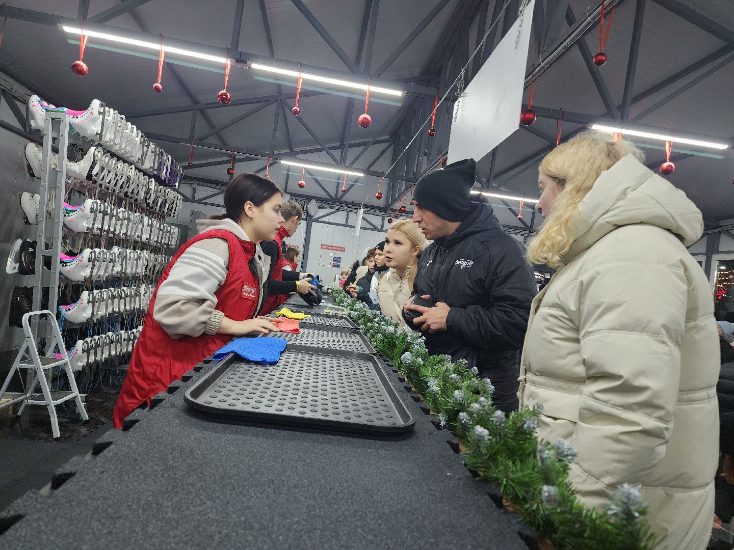 зима в подмосковье, Московская область, Егорьевск, Подмосковье, Каток, каток в парке,