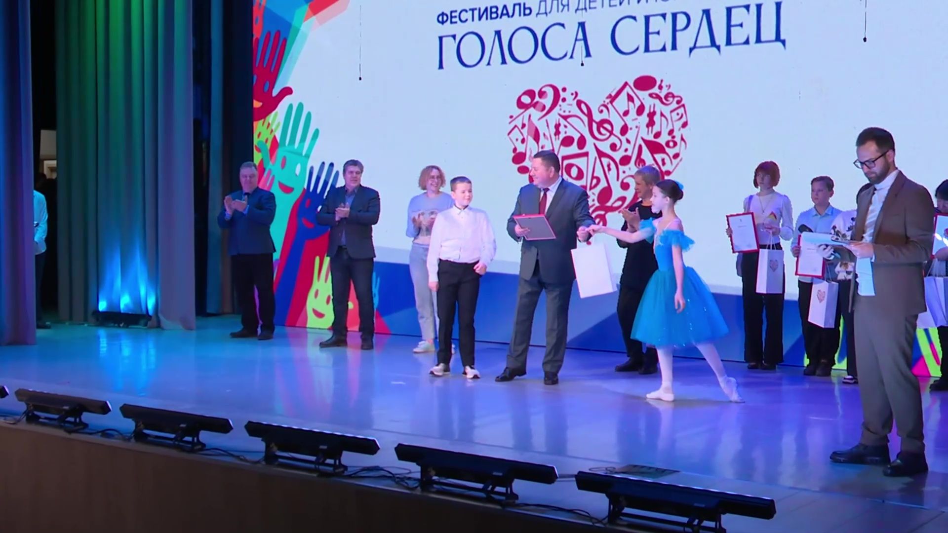 Реутов, вертикалки, культура, голоса сердец, конкурс, дети,