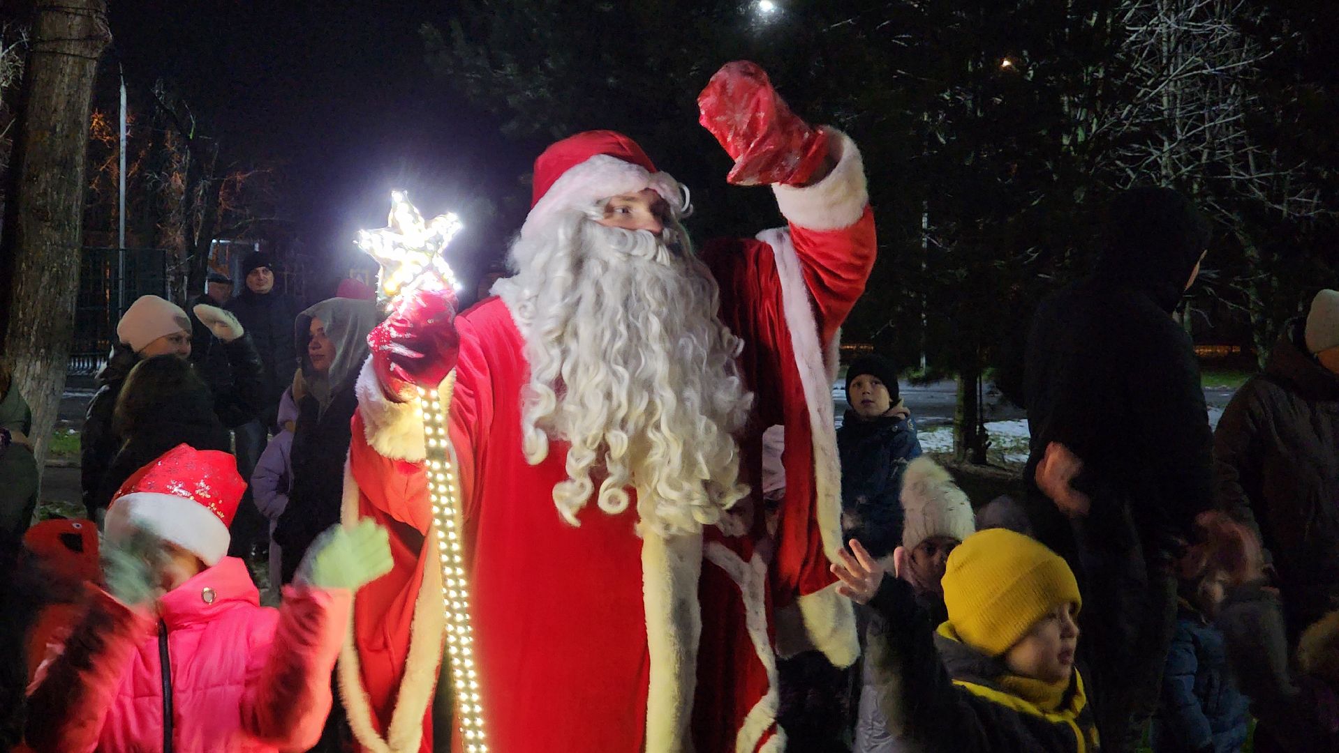 ступино, зима в подмосковье, зажжение огней на елке, вертикалки,