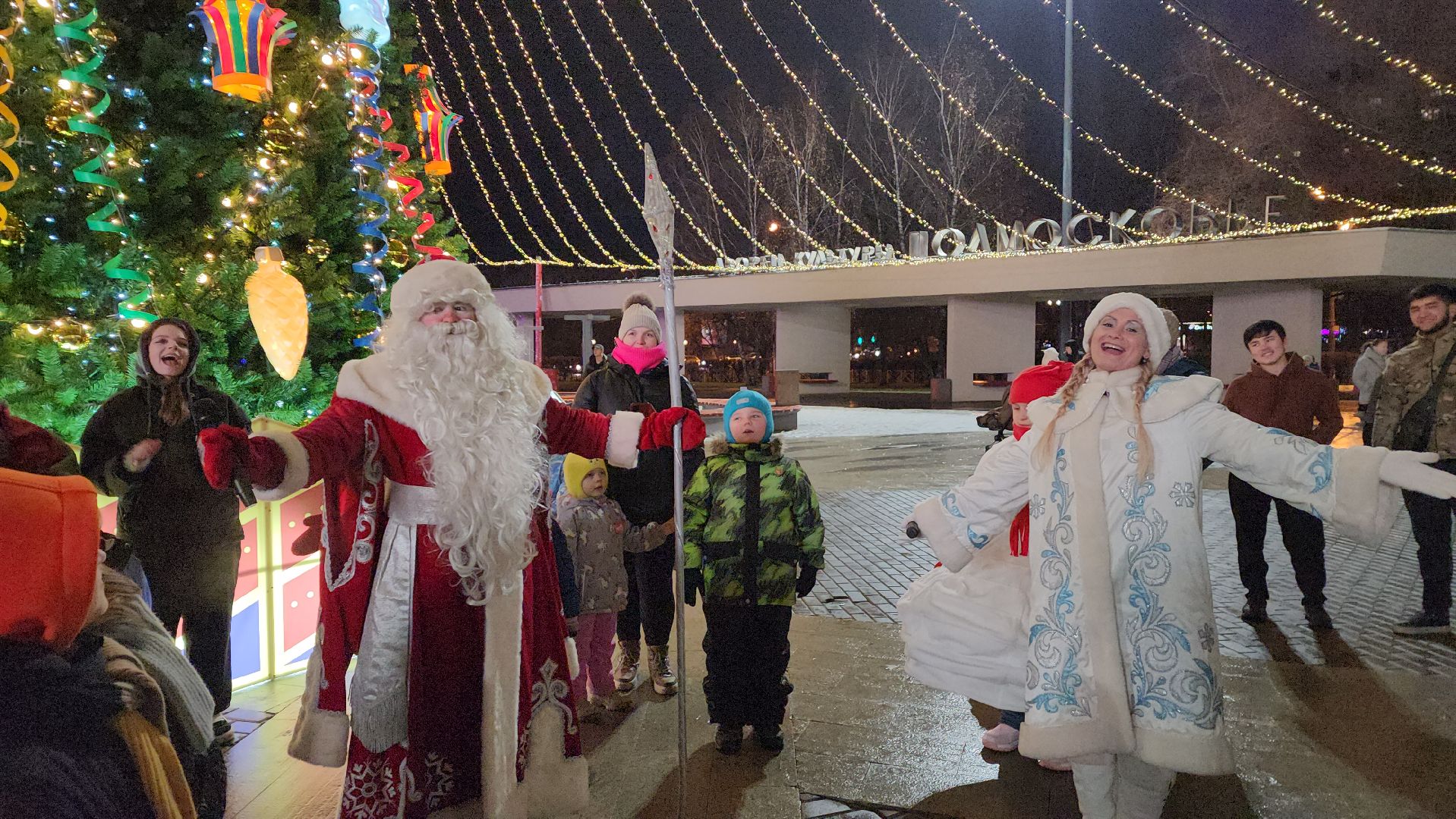 зима в подмосковье, красногорск, ёлка,