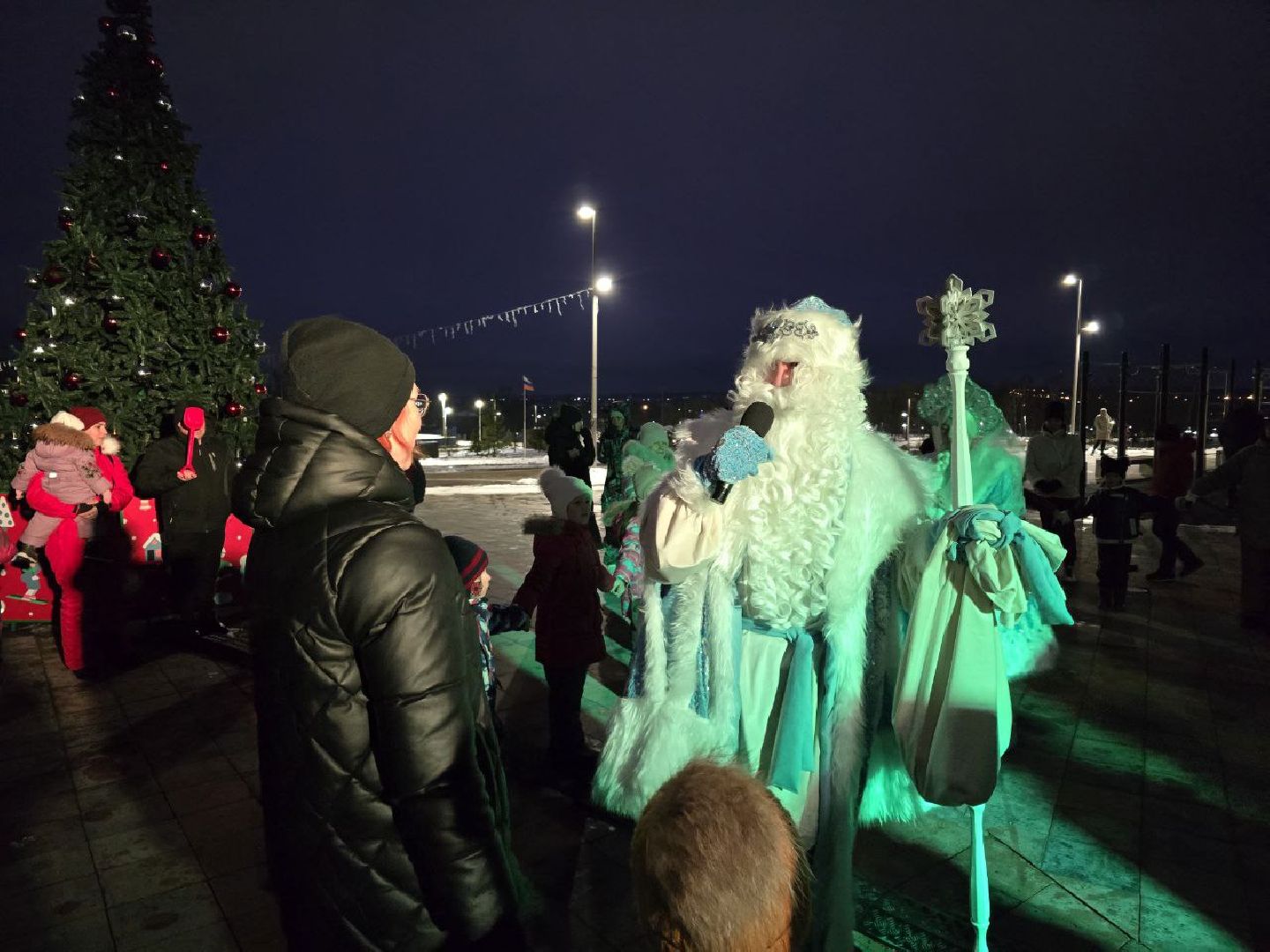 можайск, можайский городской округ, подмосковье, новый год, зимний сезон, парк, городской парк, открытие зимнего сезона, дед мороз, снегурочка, праздник, зима в подмосковье, вертикалки,