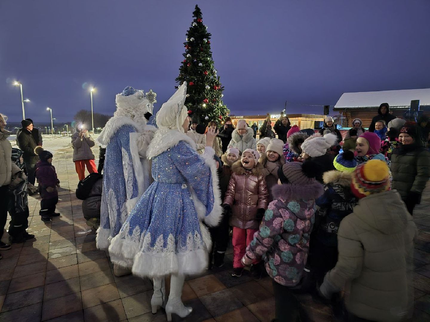 можайск, можайский городской округ, подмосковье, новый год, зимний сезон, парк, городской парк, открытие зимнего сезона, дед мороз, снегурочка, праздник, зима в подмосковье, вертикалки,