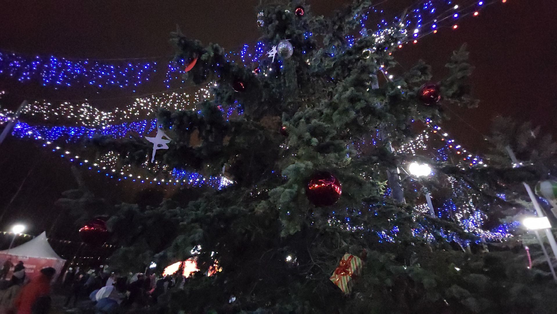 кашира, парк, открытие зимнего сезона, елочная игрушка, вертикалки, зима в подмосковье,