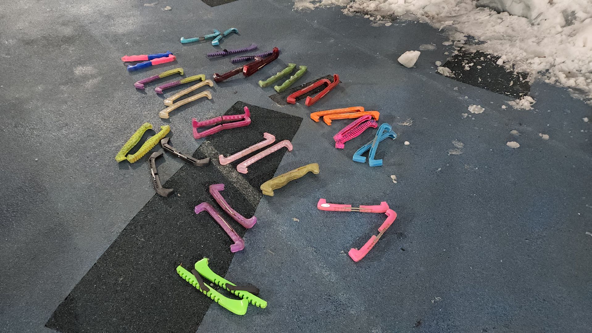 зима в подмосковье, красногорск, стадион зоркий, массовое катание,