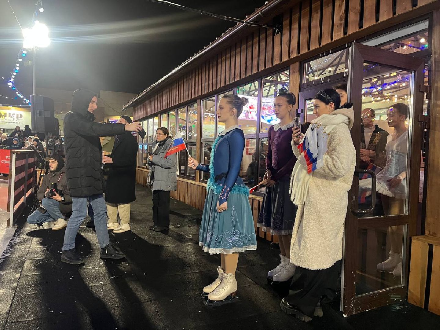 Зима в Подмосковье, Каток, Фигурное катание, вертикалки,