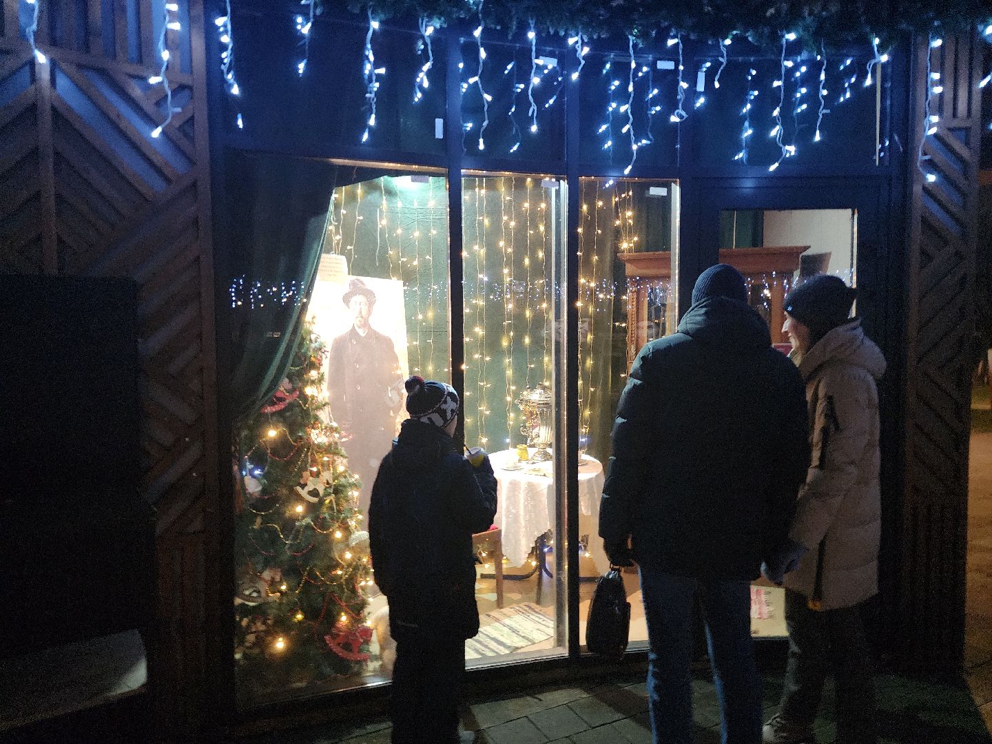 серпухов, подмосковье, парки серпухова, парки подмосковья, выставка-витрина, культура, вертикалки,