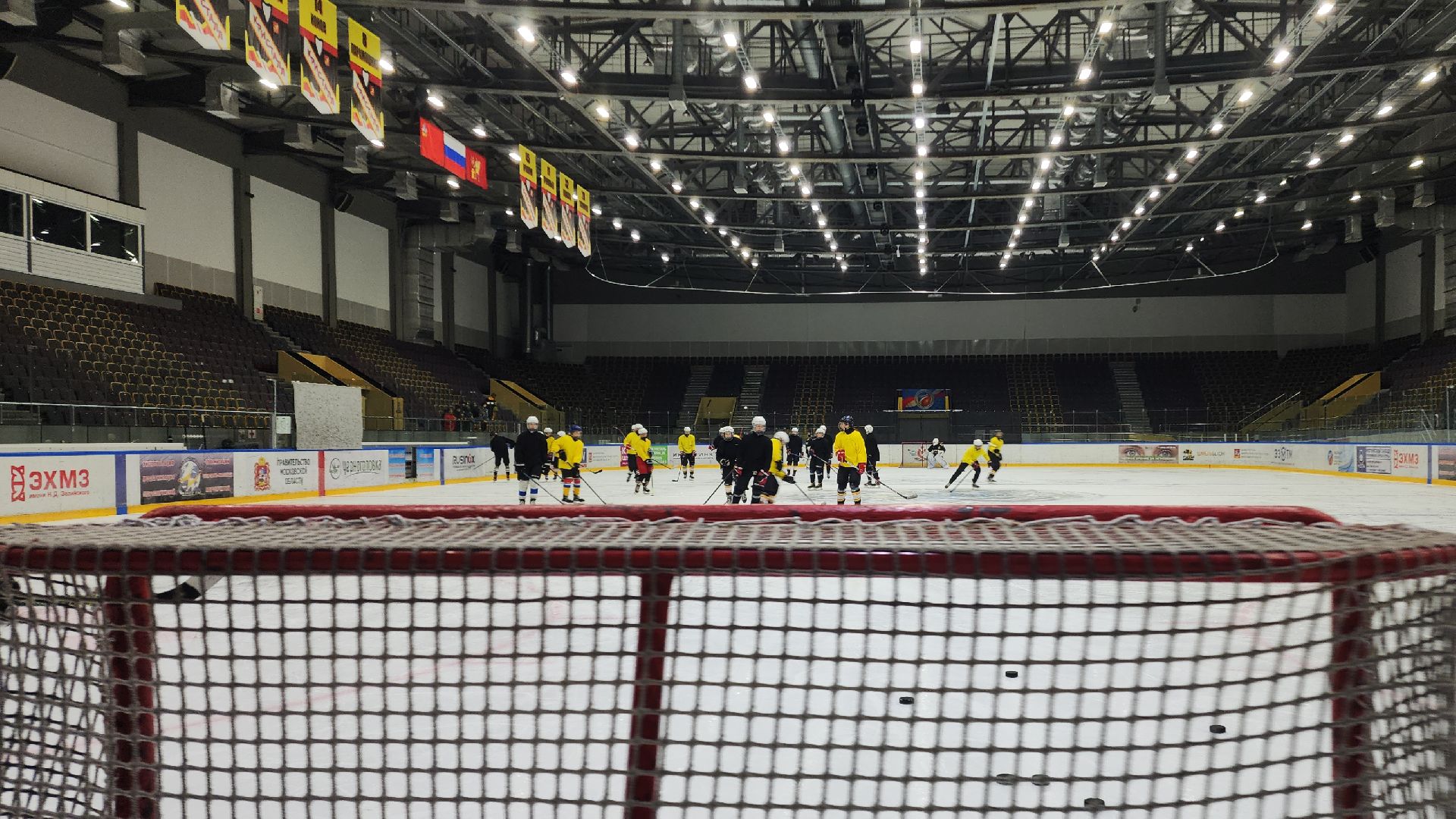 вертикаль, вертикали, вертикалка, вертикальное видео, электросталь, электросталь спортивная, день хоккея, хоккей, сшор кристалл-восток, спорт в подмосковье, спорт подмосковья,