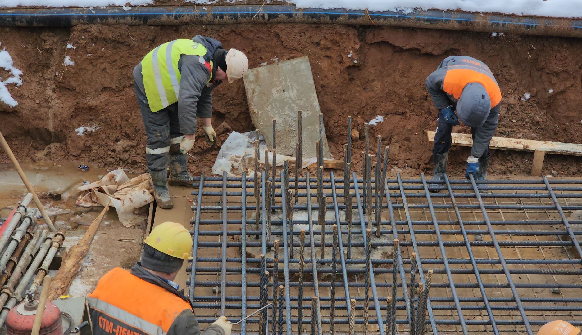 красногорск, пятницкое шоссе, строительство дороги, вертикальное видео,