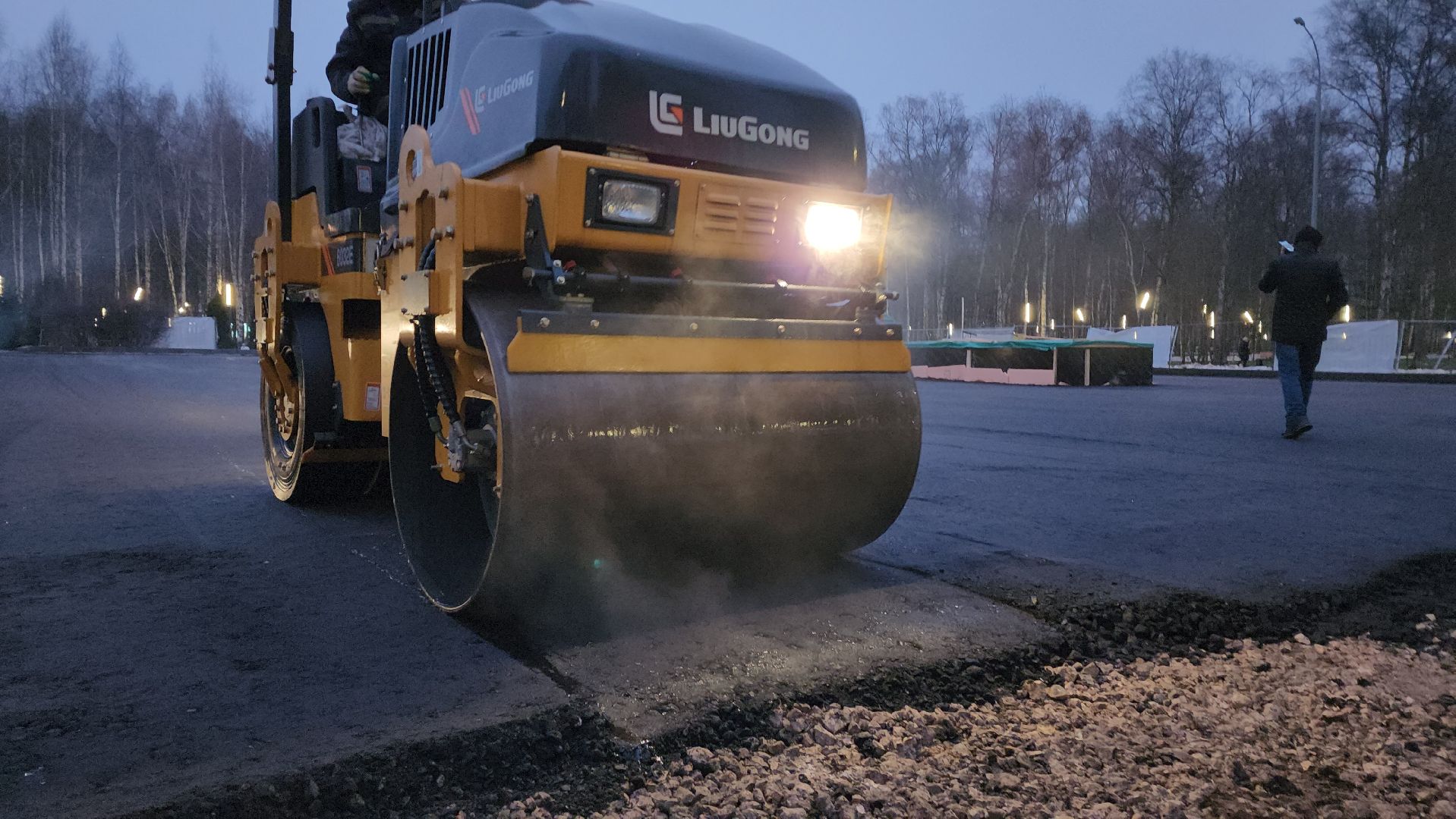 Укладка асфальта, Мемориал, Асфальтирование, Лобня, вертикалки,