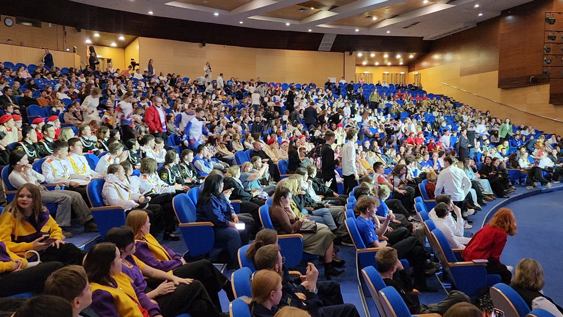 шаман, паблик ток, мы будущее сила смыслов, правительство мо,