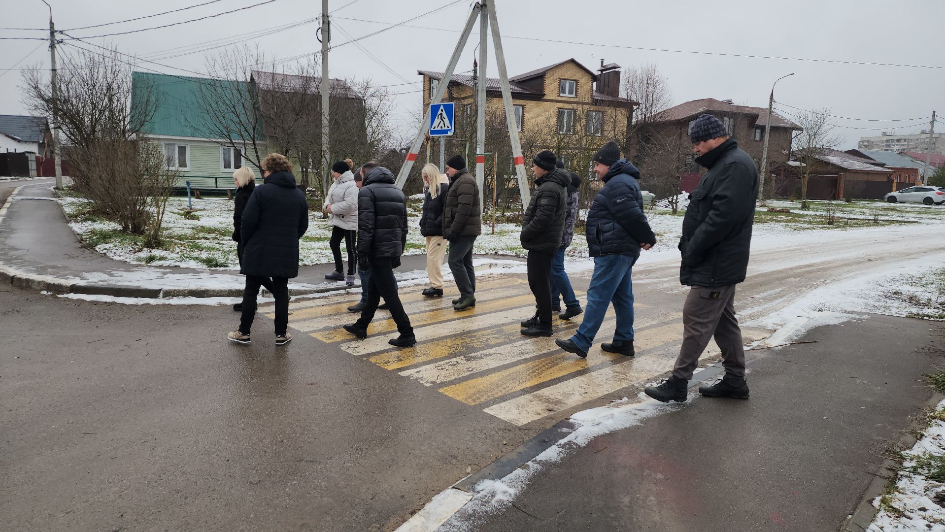серпухов, улица малая катанинная, строительство дороги, жители, выездная администрация, вертикалки,