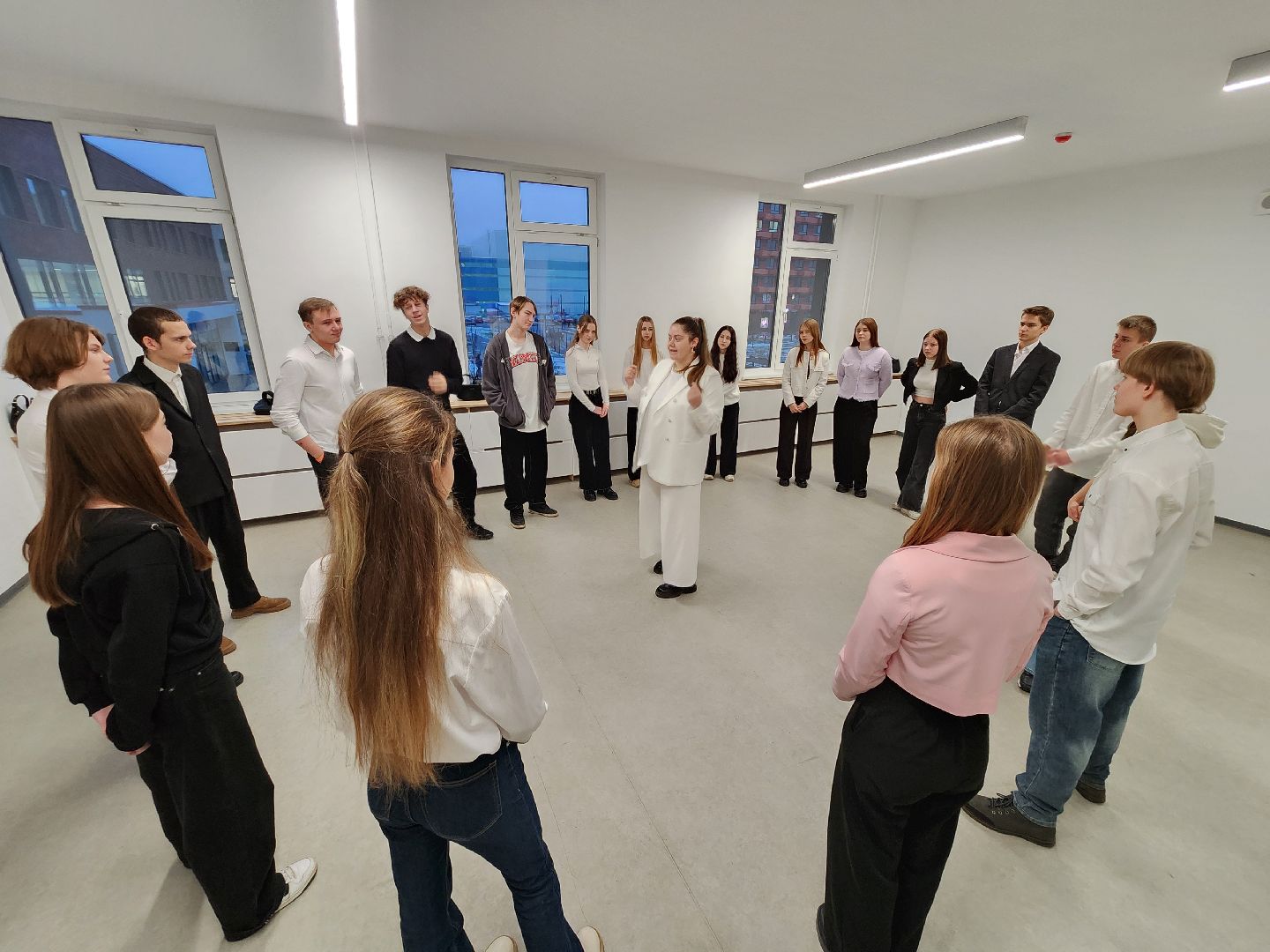 одинцово, образование, школьники, студенты, it, колледж, институт, академия, логос, медиа,вертикалка, Вертикальное видео,