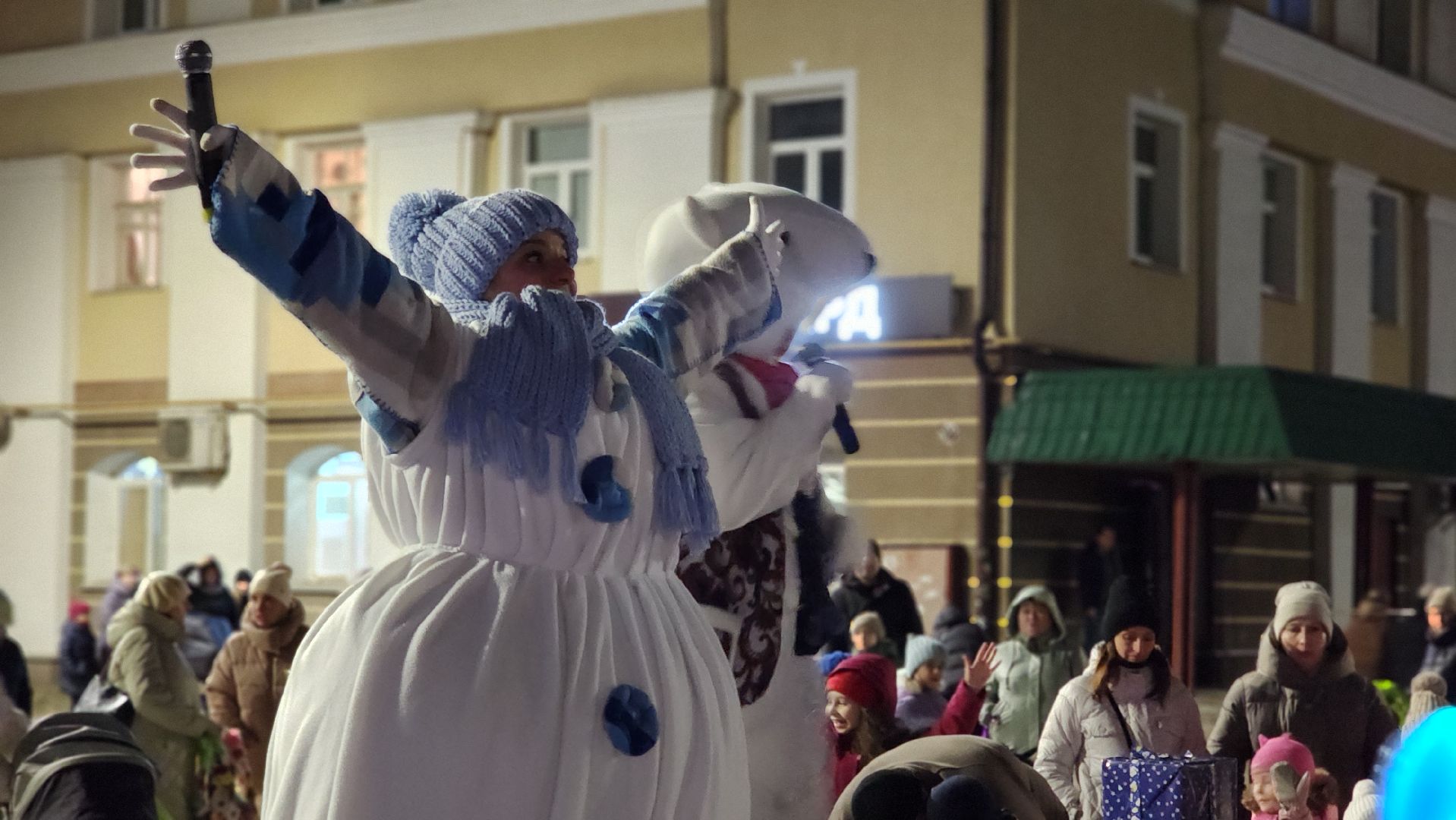 Зима в Подмосковье, зимний сезон, праздник, новогодняя елка, Лосино-Петровский, вертикалки,