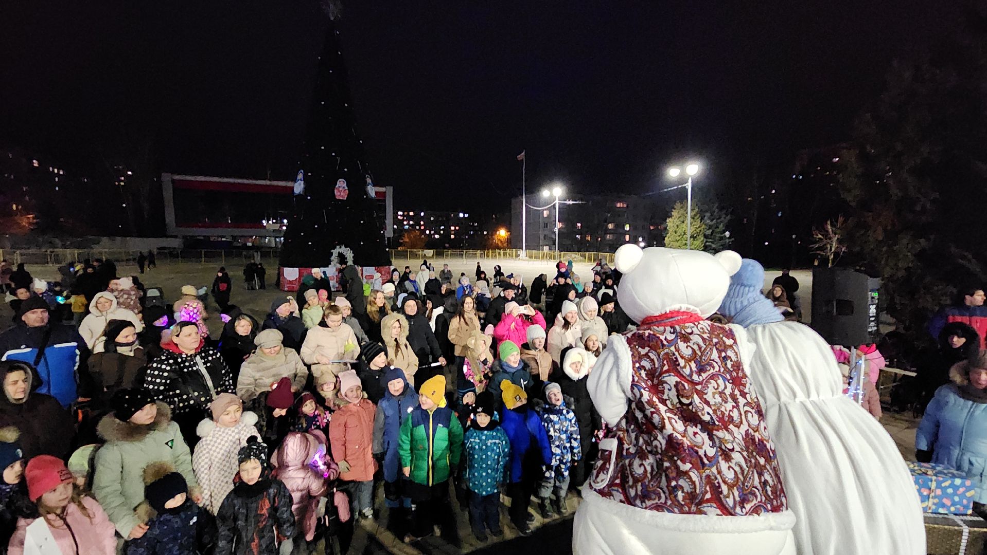 Зима в Подмосковье, зимний сезон, праздник, новогодняя елка, Лосино-Петровский, вертикалки,
