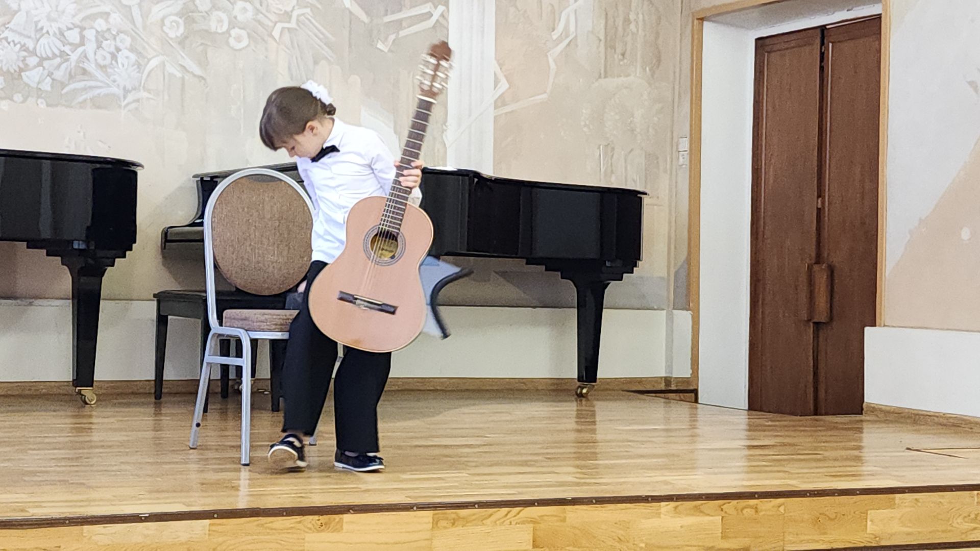 вертикаль, вертикальное видео, вертикалка, электросталь, культура, культура подмосковья, конкурс, конкурс гитаристов, межзональный конкурс, музшкола, детская музыкальная школа,