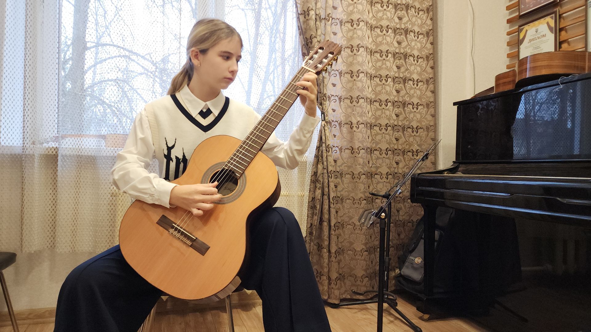 вертикаль, вертикальное видео, вертикалка, электросталь, культура, культура подмосковья, конкурс, конкурс гитаристов, межзональный конкурс, музшкола, детская музыкальная школа,