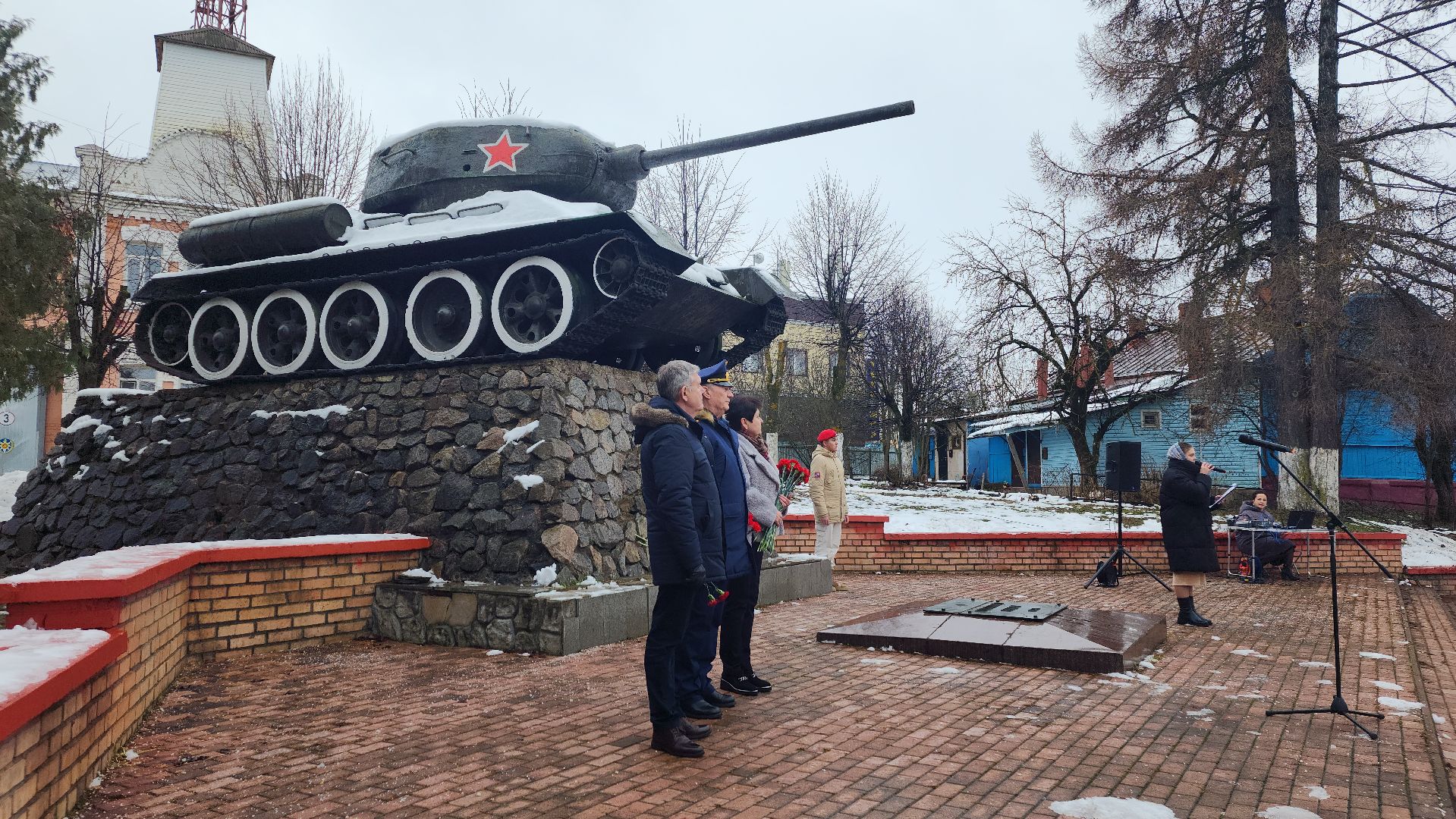 волоколамск, день неизвестного солдата, памятная дата, торжественное мероприятие, митинг, митинг памяти, вертикалки,