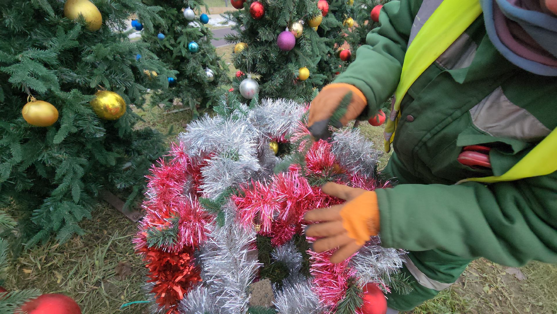 Украшение города, Зима, Елки, Истра, Новоиерусалимский монастырь, вертикалки,
