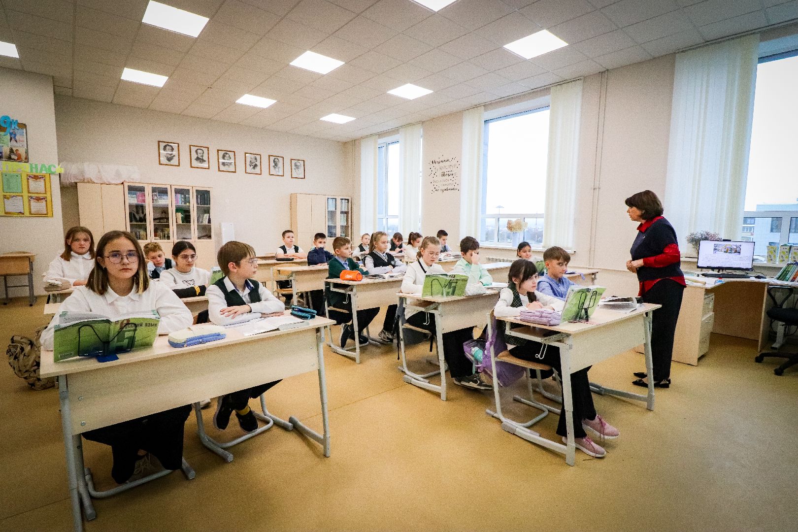 Клин, общество, образование, Подмосковье, новые звонки, Чайковский,