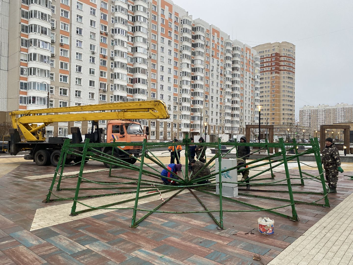 подольск, ёлка, праздник, вертикалки,