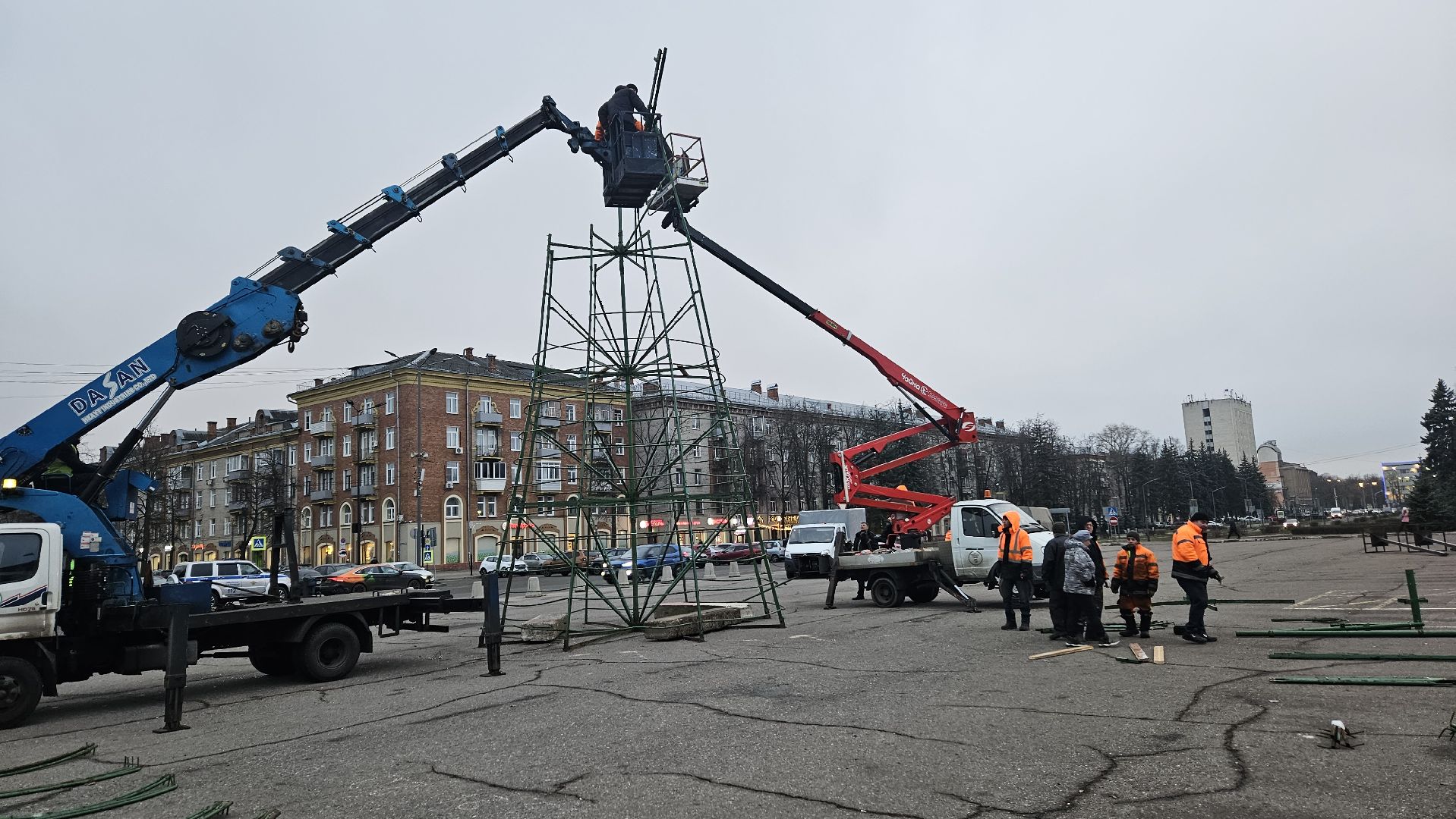 новогодняя елка, Жуковский, вертикалки,